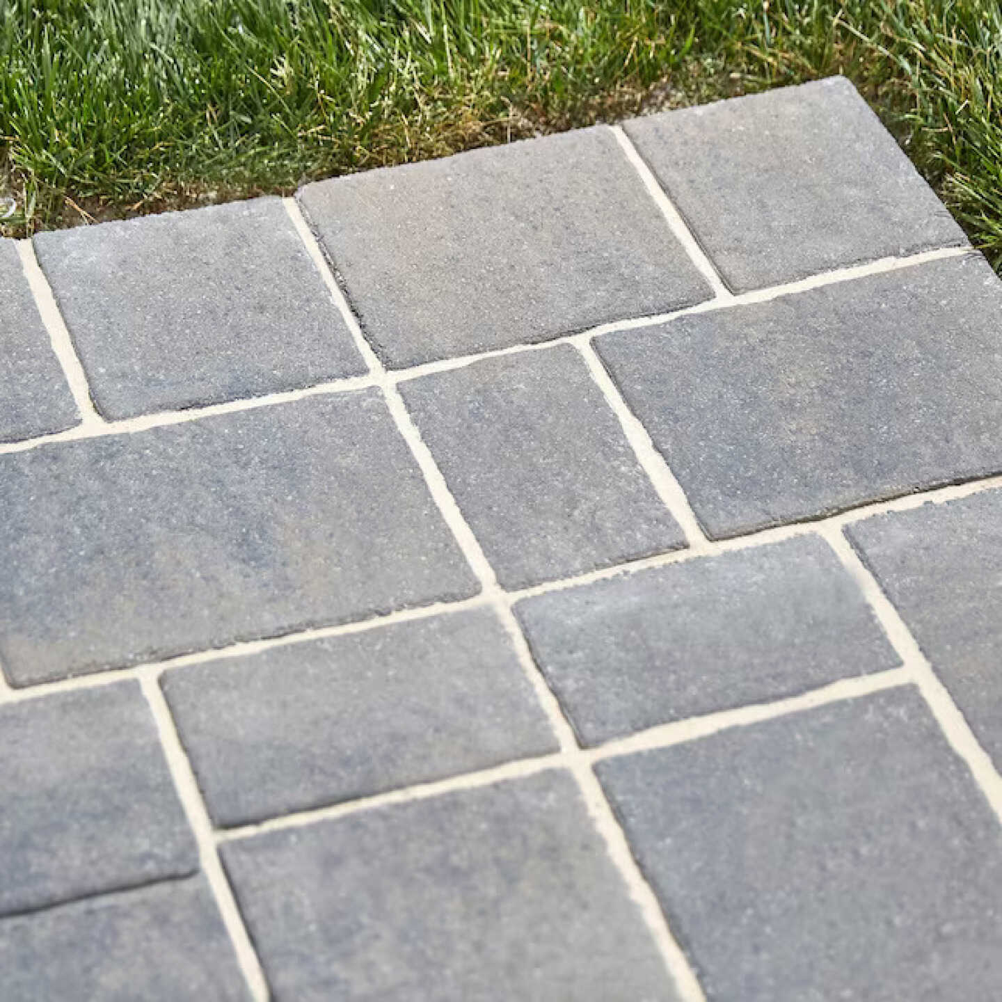 Oldcastle 16 Inch Four Cobble Allegheny Square Step Stone Image 3