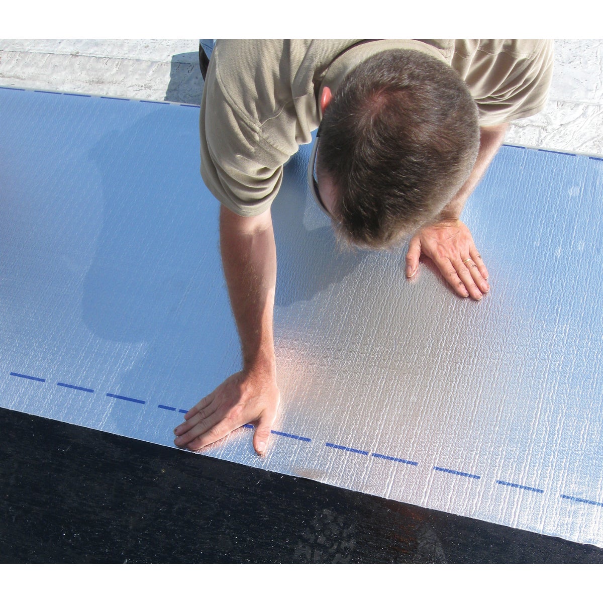 MFM Peel & Seal 36 In. X 33-1/2 Ft. Aluminum Roofing Membrane Image 6
