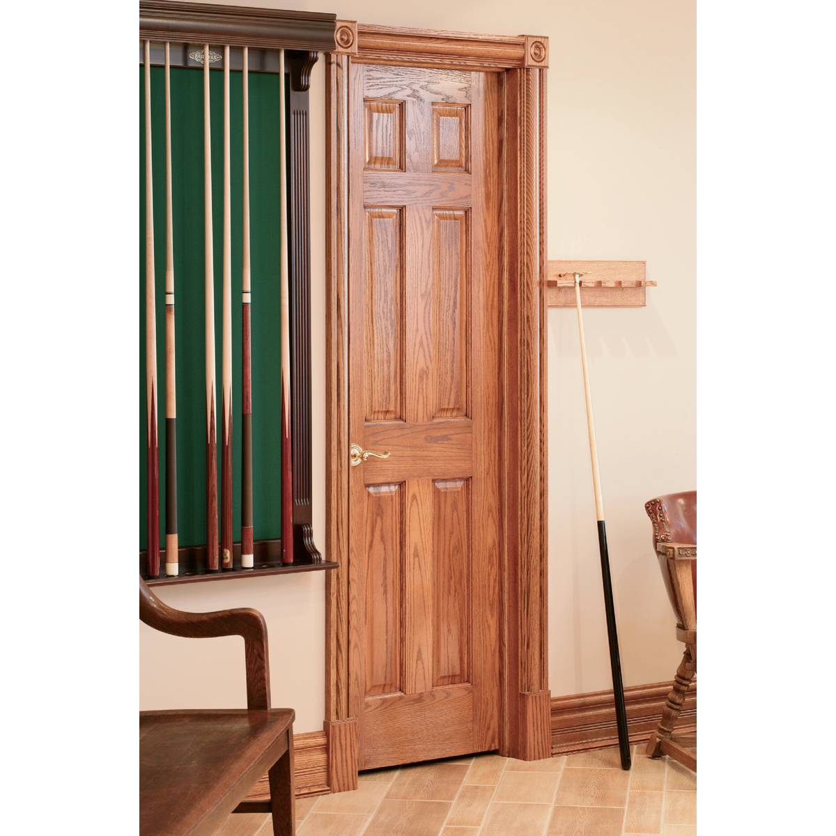 House of Fara 3/4 In. W. x 1/2 In. H. x 8 Ft. L. Solid Red Oak Base Shoe Image 3