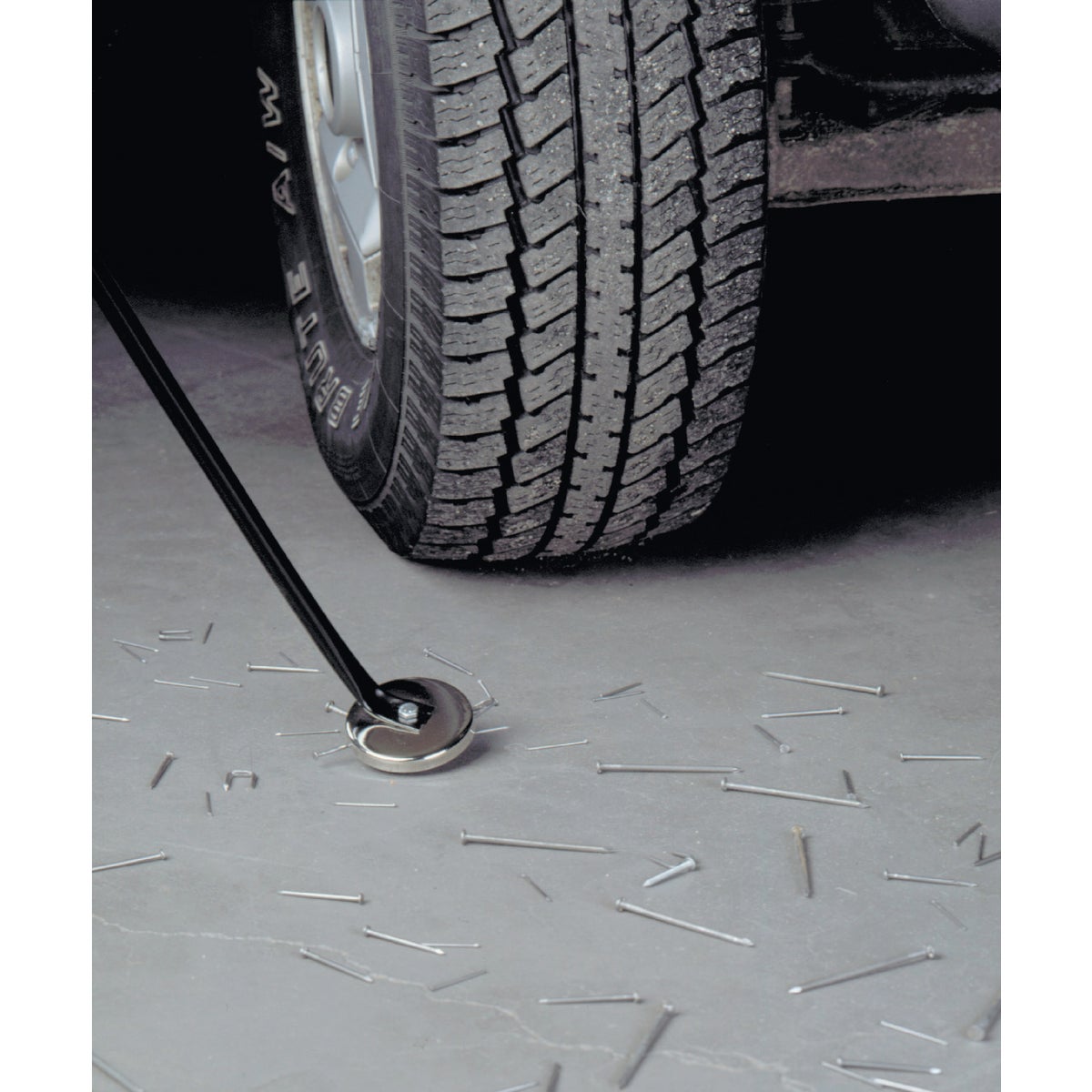 Magnetic Source 65 Lb. Magnetic Pick-Up Pal Image 2