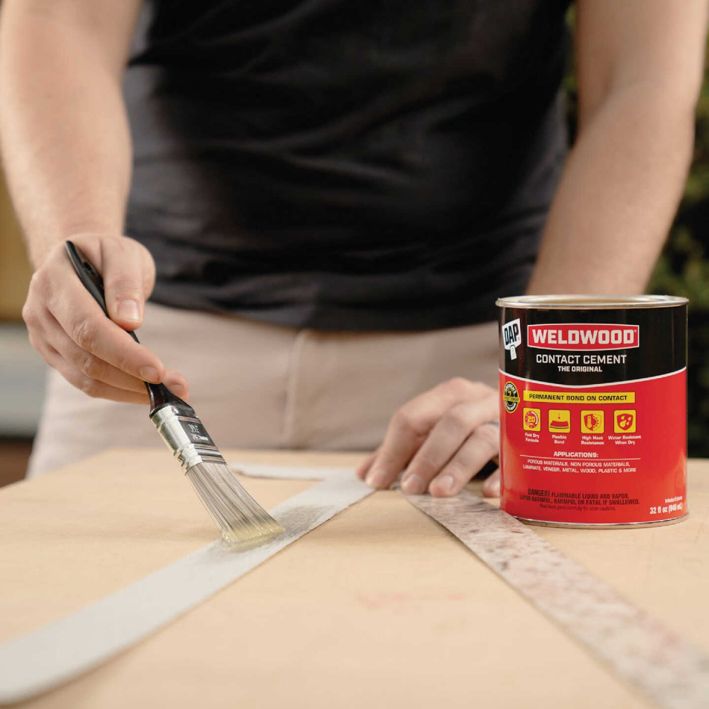 DAP Weldwood 3 Oz. Liquid Contact Cement Image 6