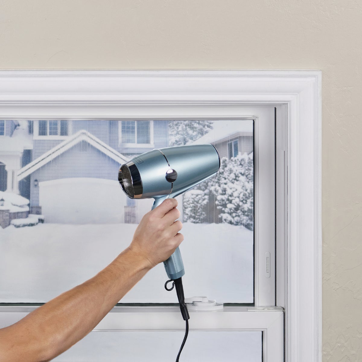 M-D Building Products Polar Block 62 In. x  210 In. Clear Plastic 5-Window Insulation Kit Image 6