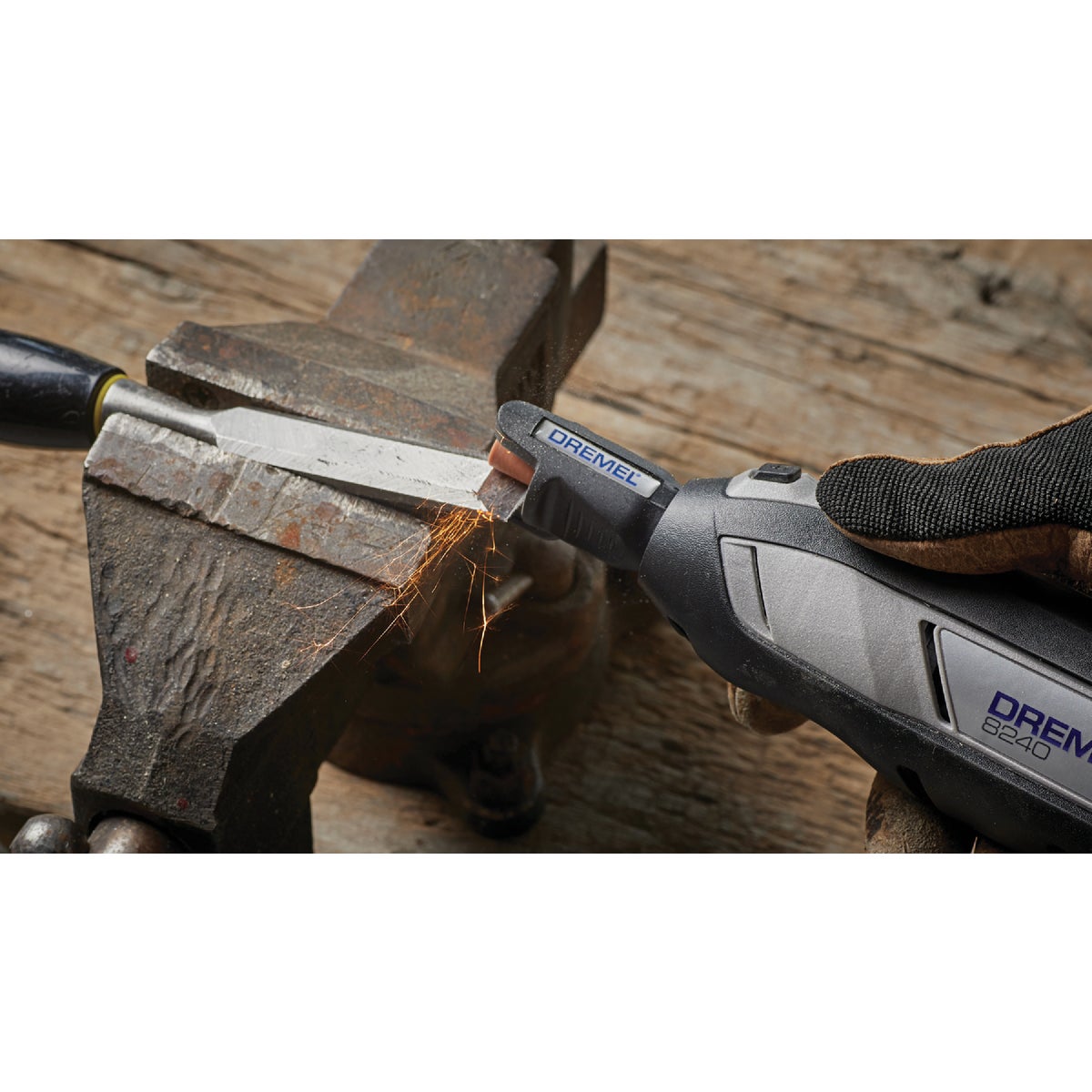Dremel Sharpening Attachment Kit Image 2