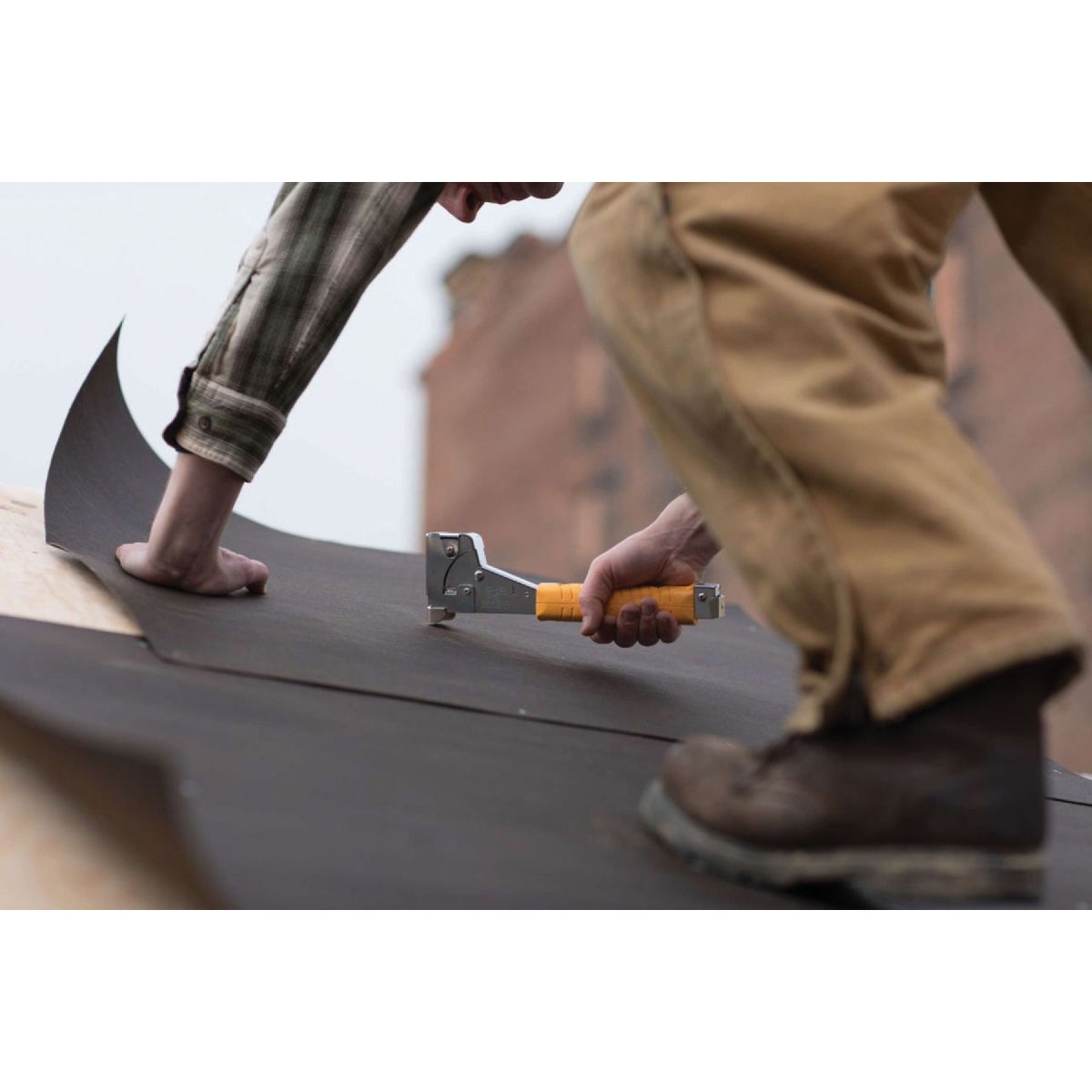 Arrow HT50 Heavy-Duty Hammer Tacker Image 2