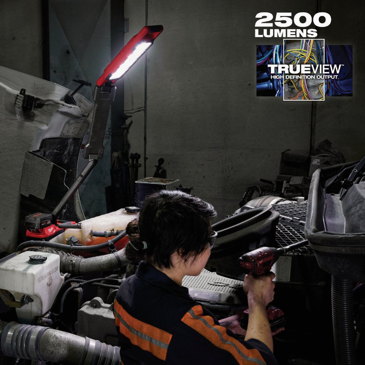 Milwaukee M18 Magnetic Extendable Boom Light Image 5