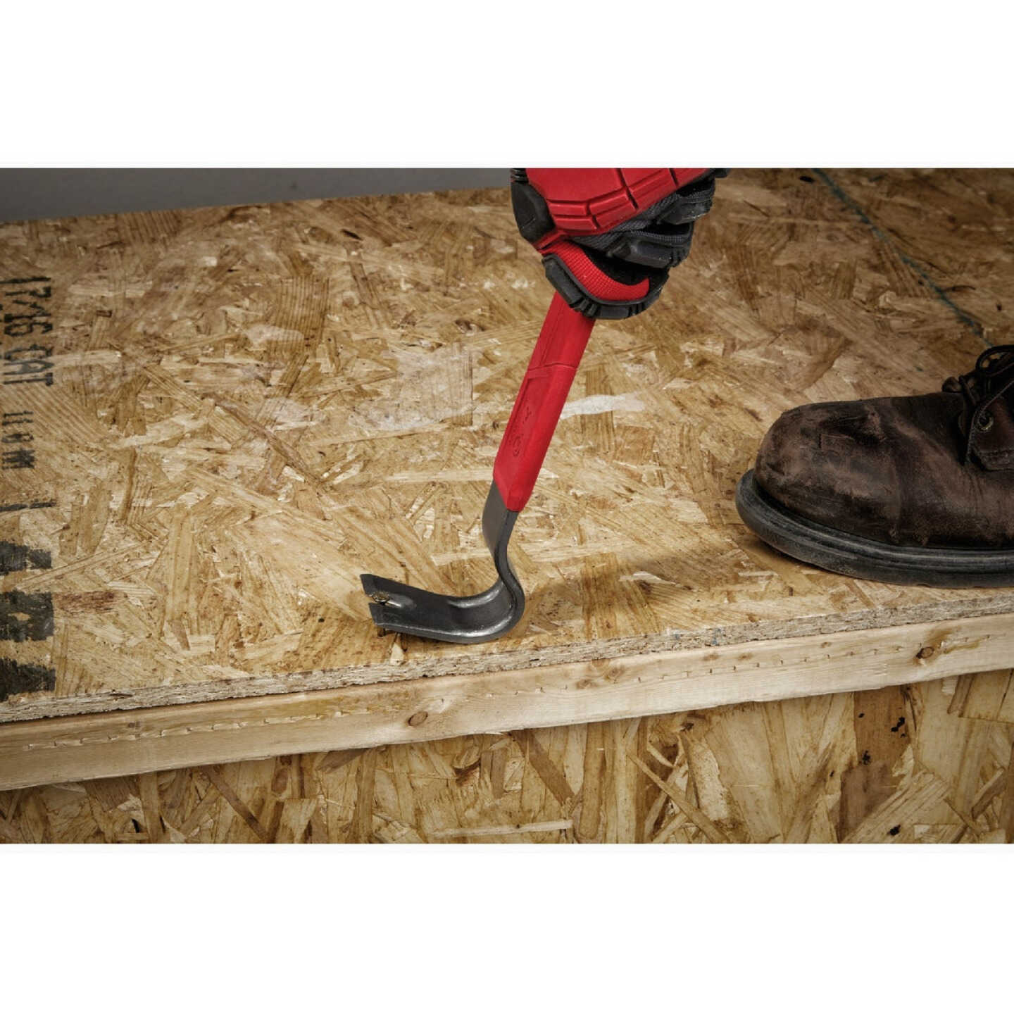 Milwaukee 21 In. L Pry Bar Image 5