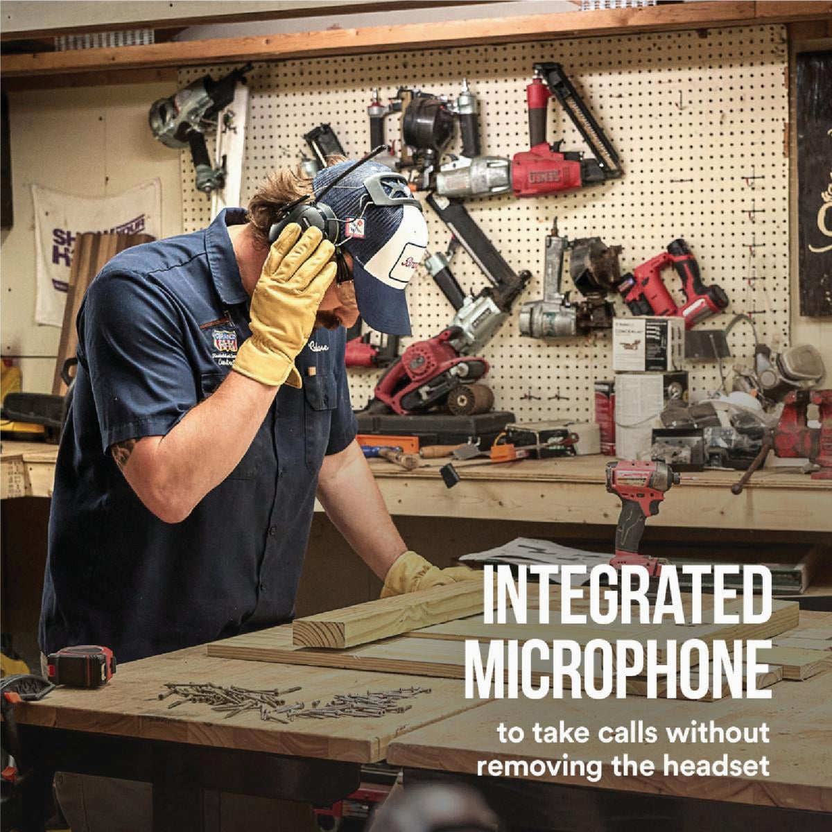 3M WorkTunes Connect + 26 dB AM/FM Wireless Bluetooth Earmuffs Image 4