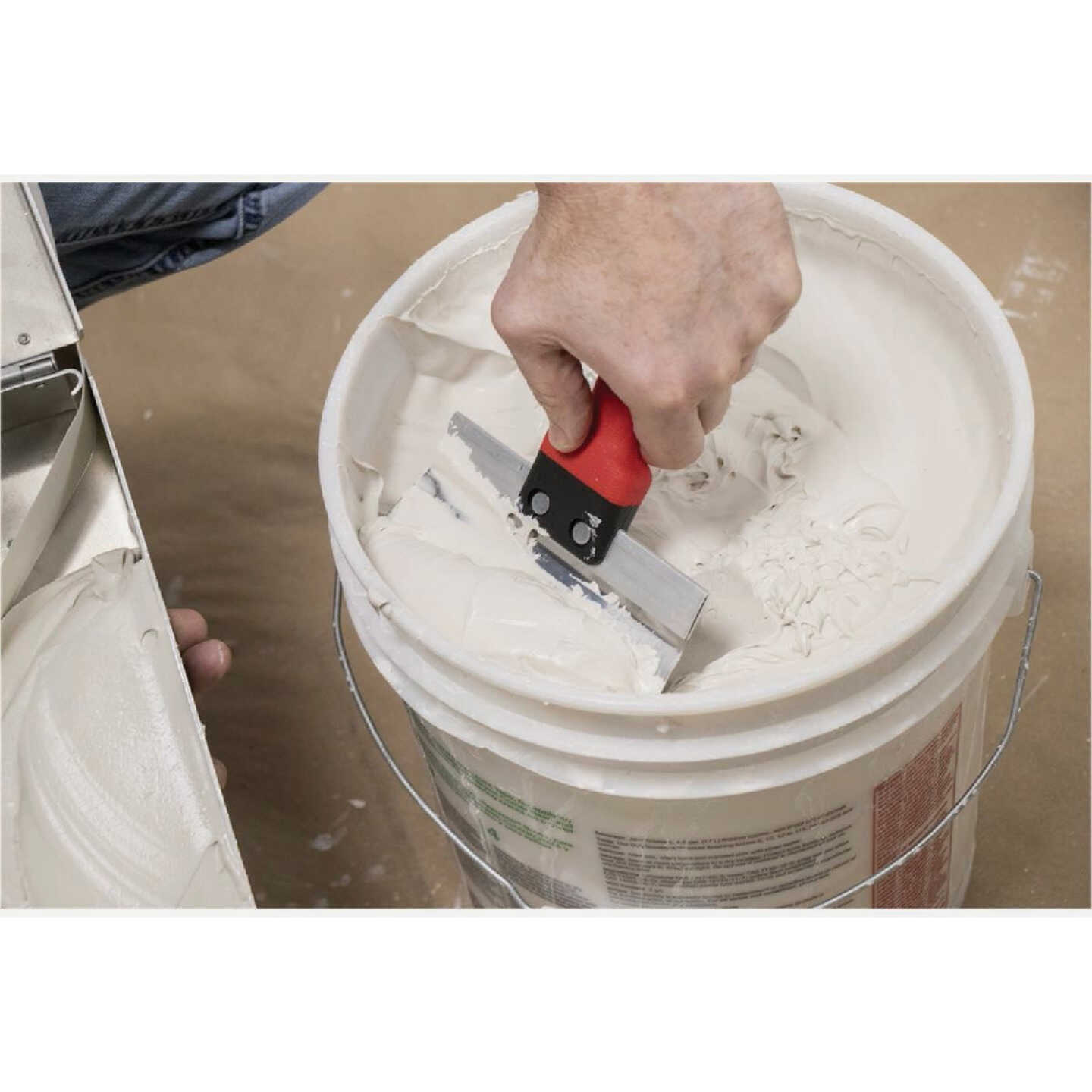 Marshalltown Wal-Board Tools Stainless Steel Bucket Scoop with Tuff-Grip Handle Image 2