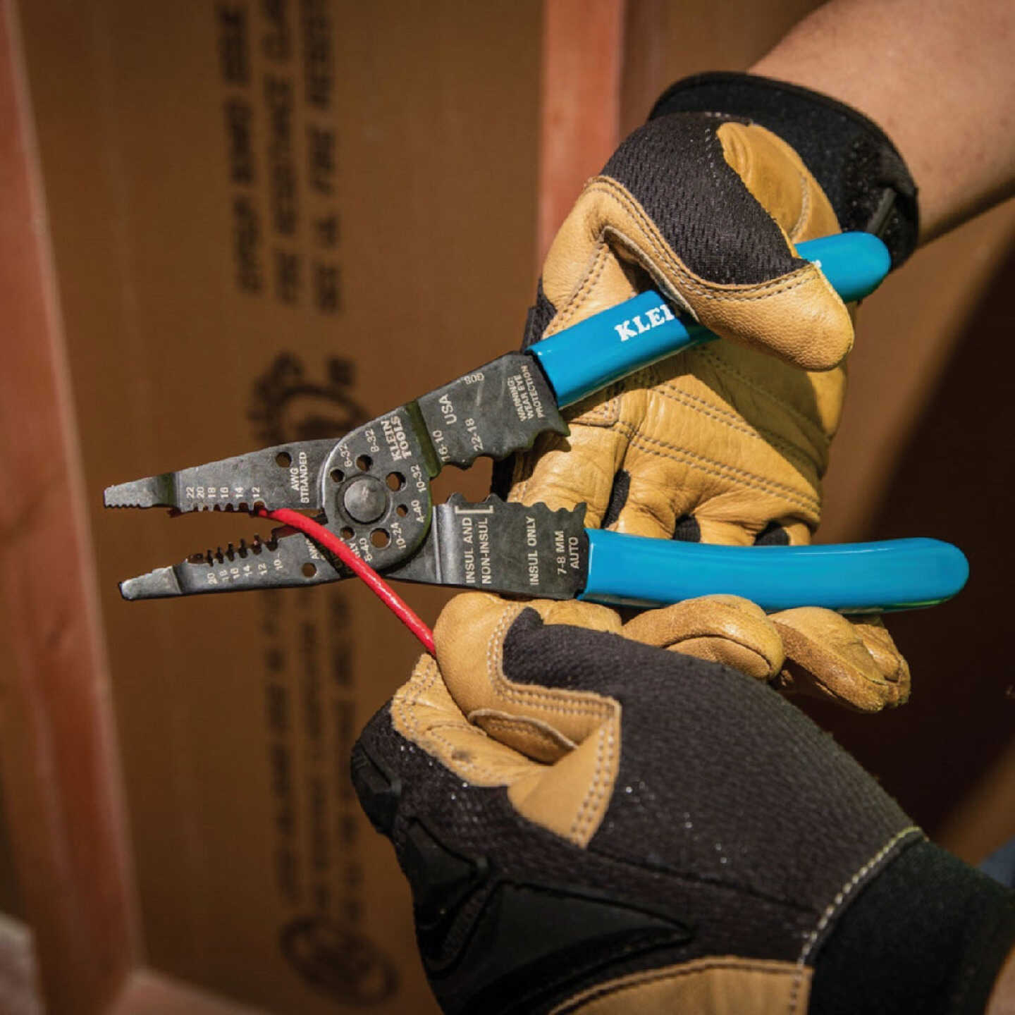 Klein 8-1/4 In. Long Nose All-Purpose Crimper & Stripper Image 4