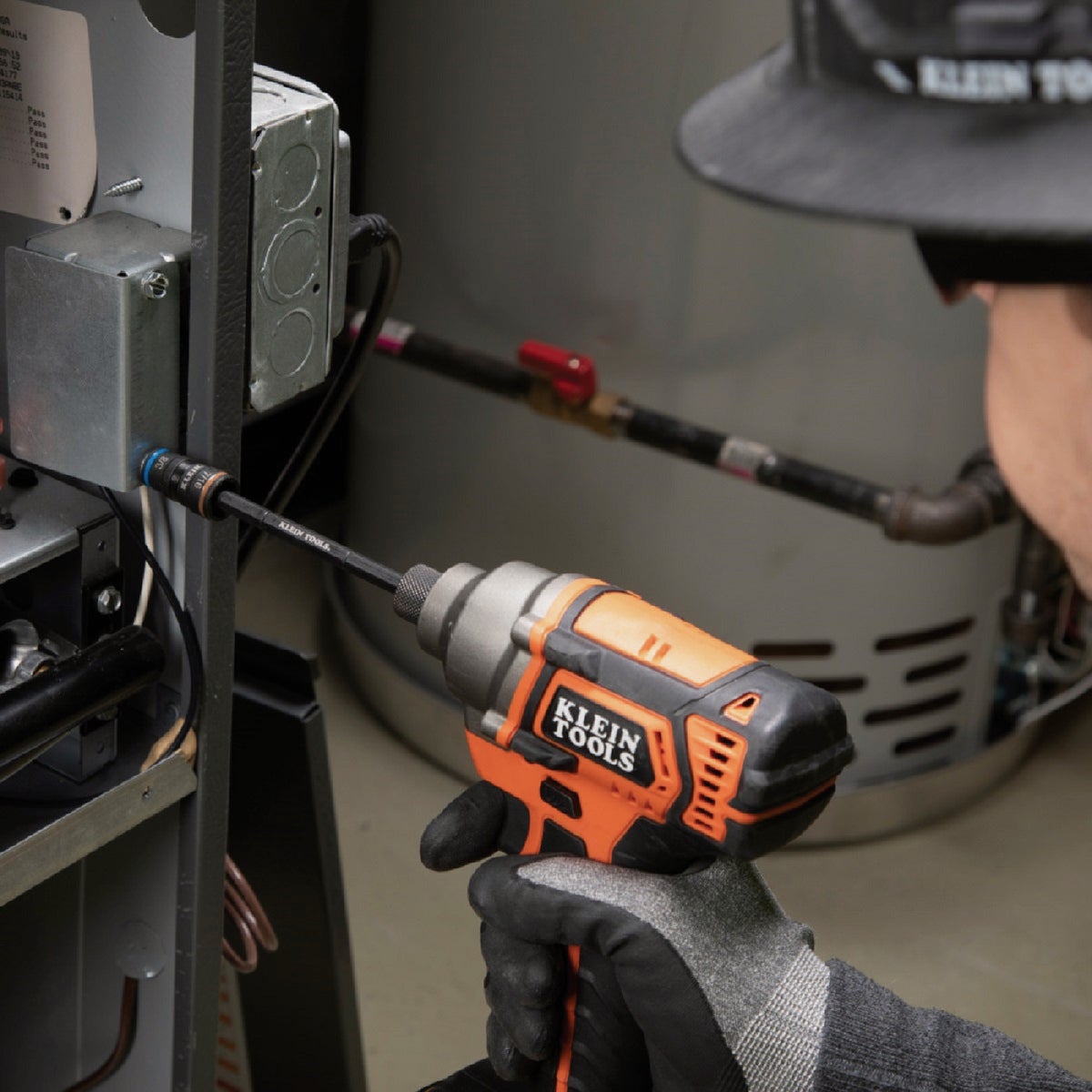 Klein Standard 7-In-1 Impact Rated Flip Multi-Nut Driver with 3-3/4 In. Shank Image 3