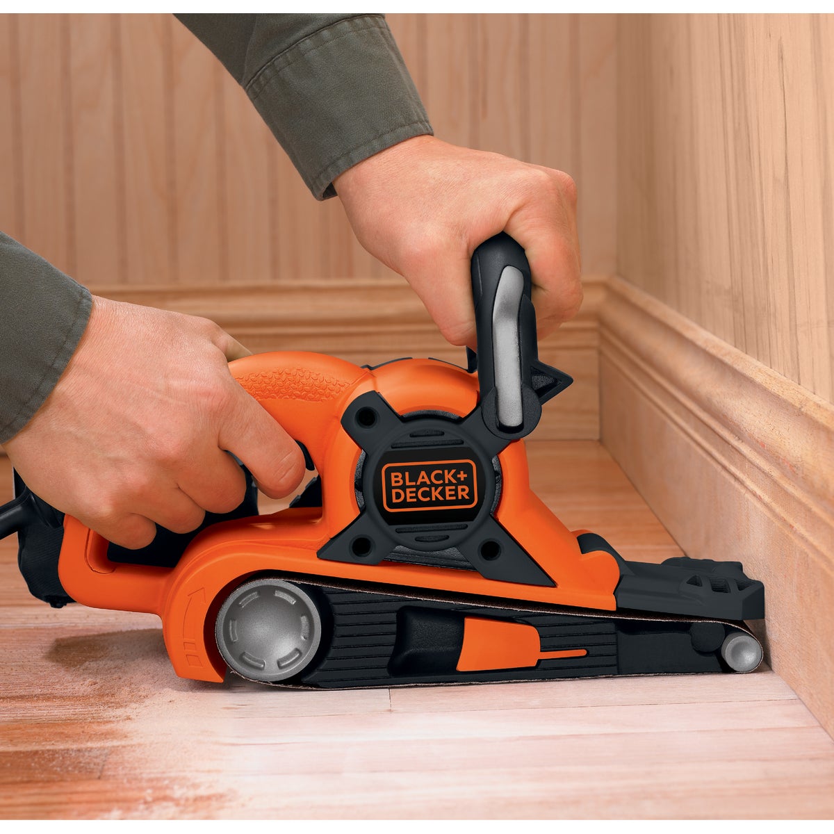 Black & Decker 3 In. x 21 In. Dragster Belt Sander Image 2