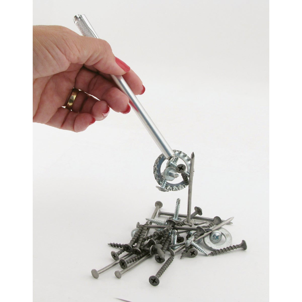 Master Magnetics 6 in. 2 Lb. Magnetic Pick-Up Tool Image 2