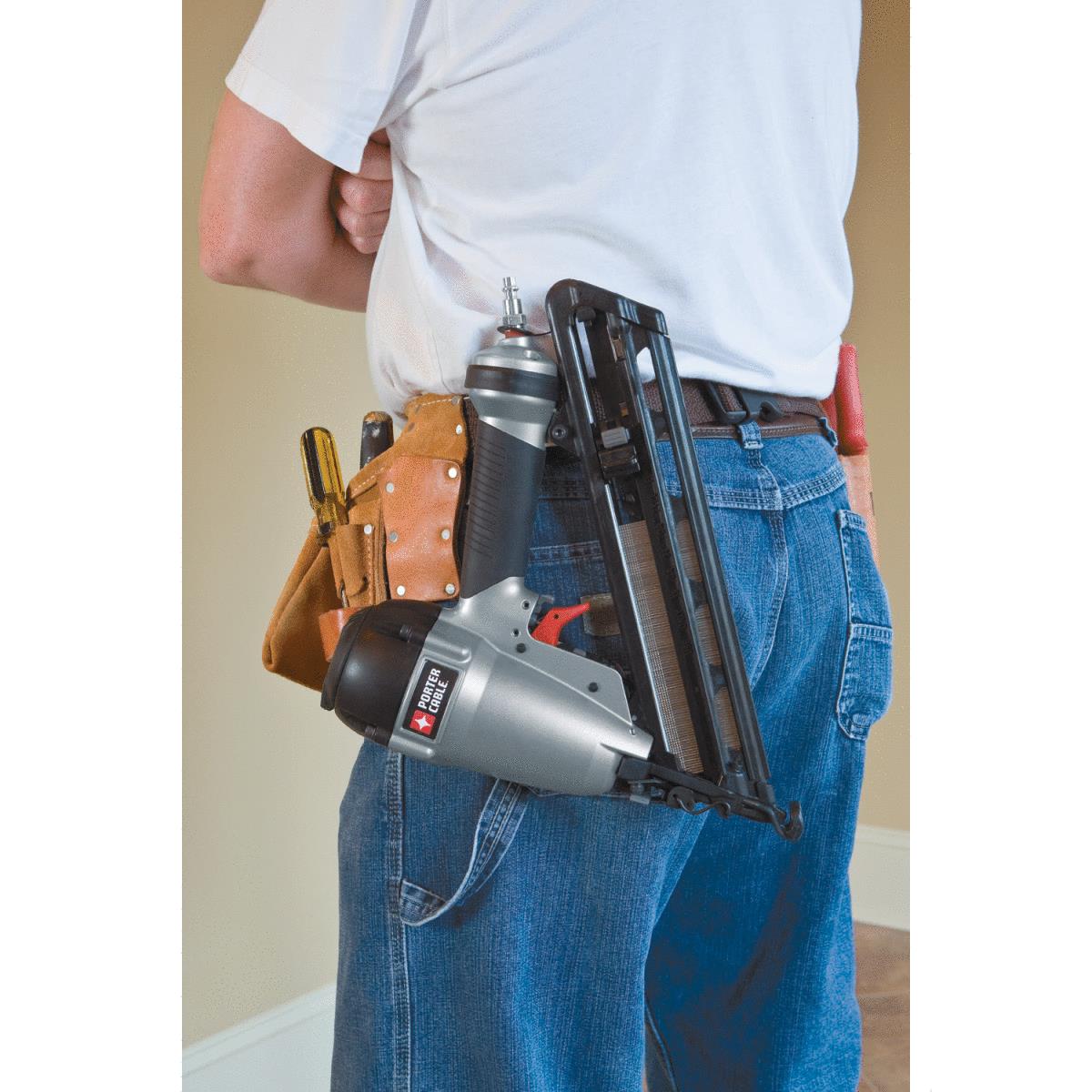 Porter Cable 15-Gauge 2-1/2 In. Angled Finish Nailer Kit