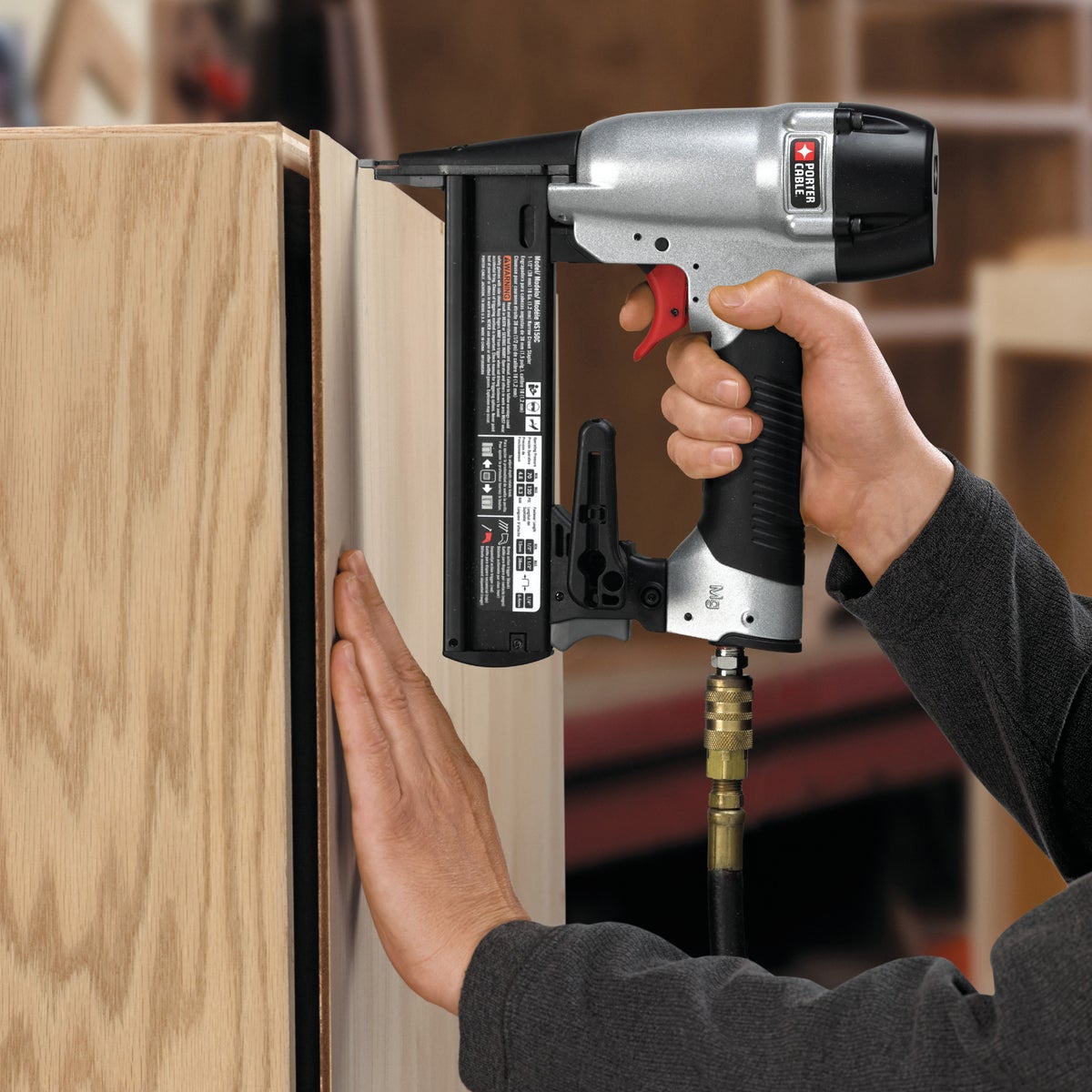 Porter Cable 18-Gauge 1/4-In. Crown 1-1/2 In. Finish Stapler Kit Image 2