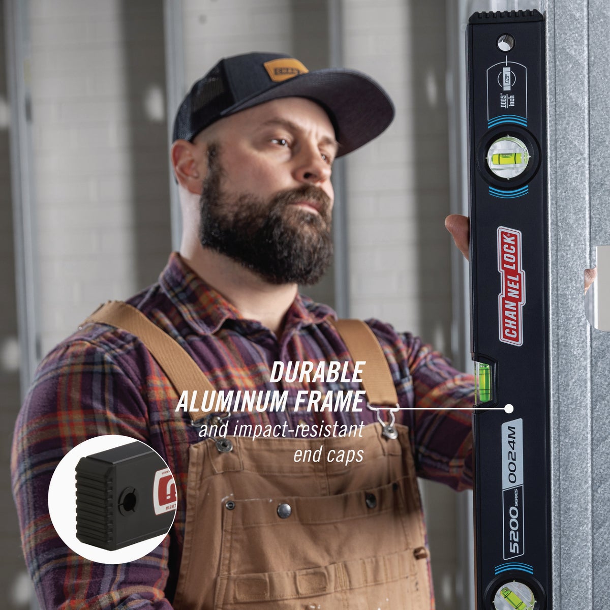 Channellock 24 In. Magnetic Box Beam Level Image 4