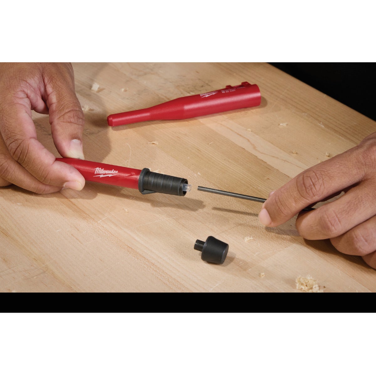 Milwaukee Mechanical Carpenter Pencil Replacement Graphite Lead (10-Piece) Image 3