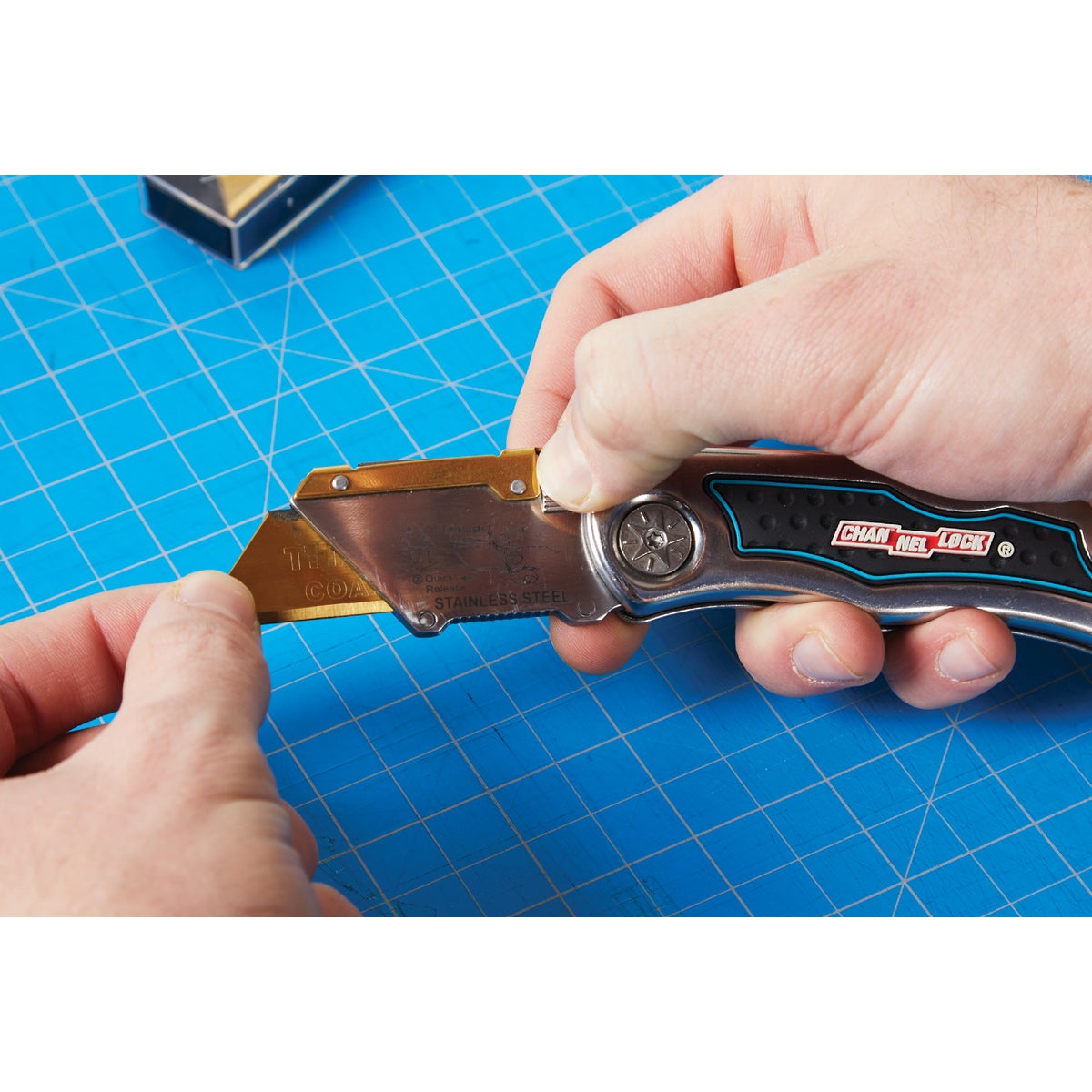 Channellock Lockback Fixed Folding Utility Knife Image 12