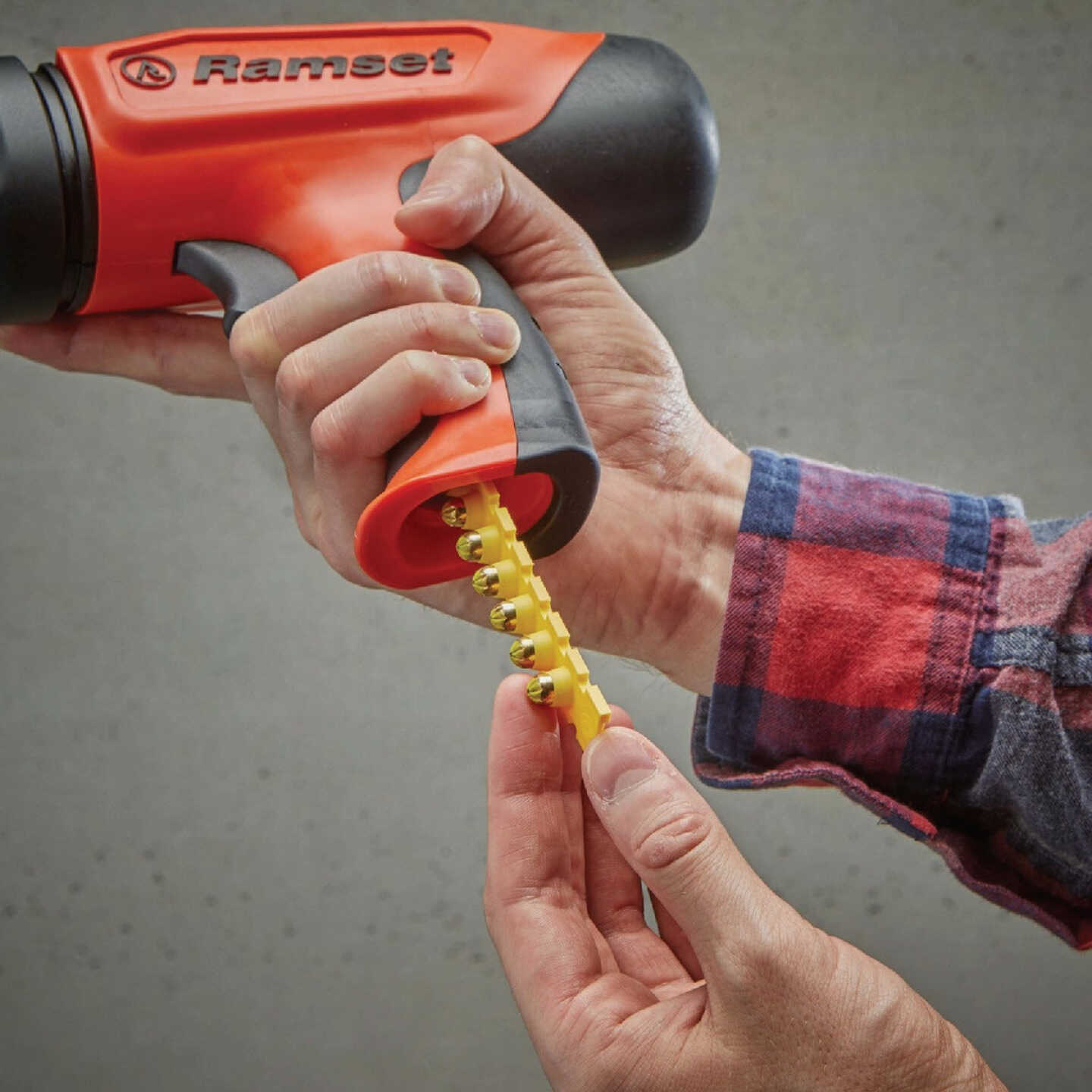 Ramset Cobra+ 0.27 Caliber 10 Shot Semi-Automatic Powder Hammer with Silencer Image 3