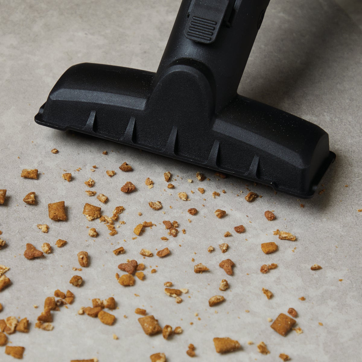 Channellock Pro 5 Gal. 6.0-Peak HP Wet/Dry Vacuum Image 4