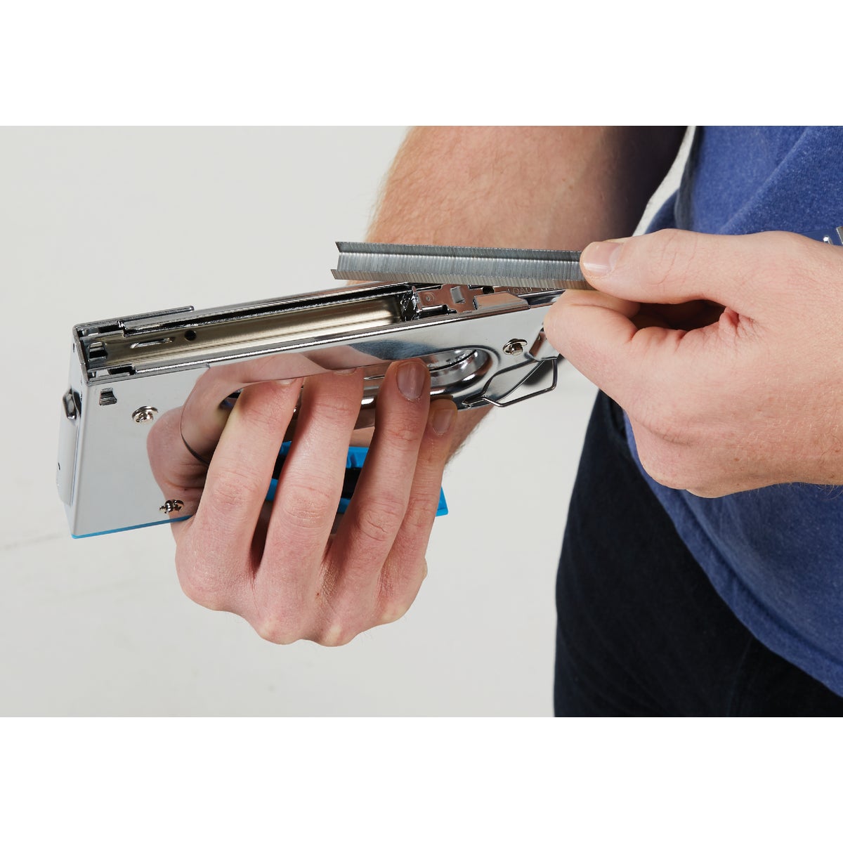 Channellock Heavy-Duty Brad Nail and Staple Gun Image 5