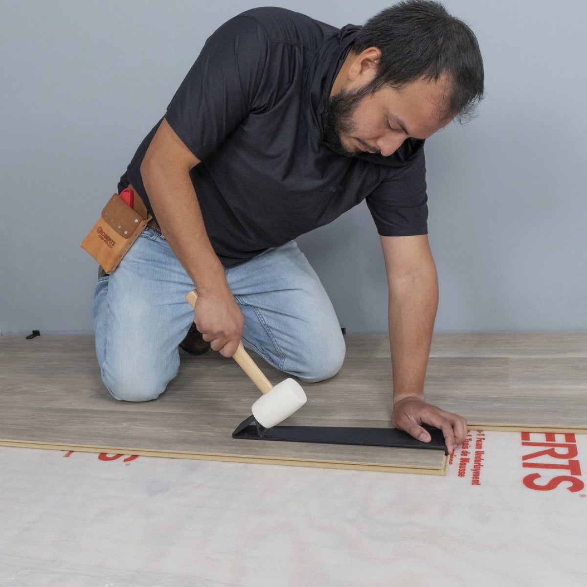 QEP 16 Oz. White Rubber Tile Tapping Mallet Image 3
