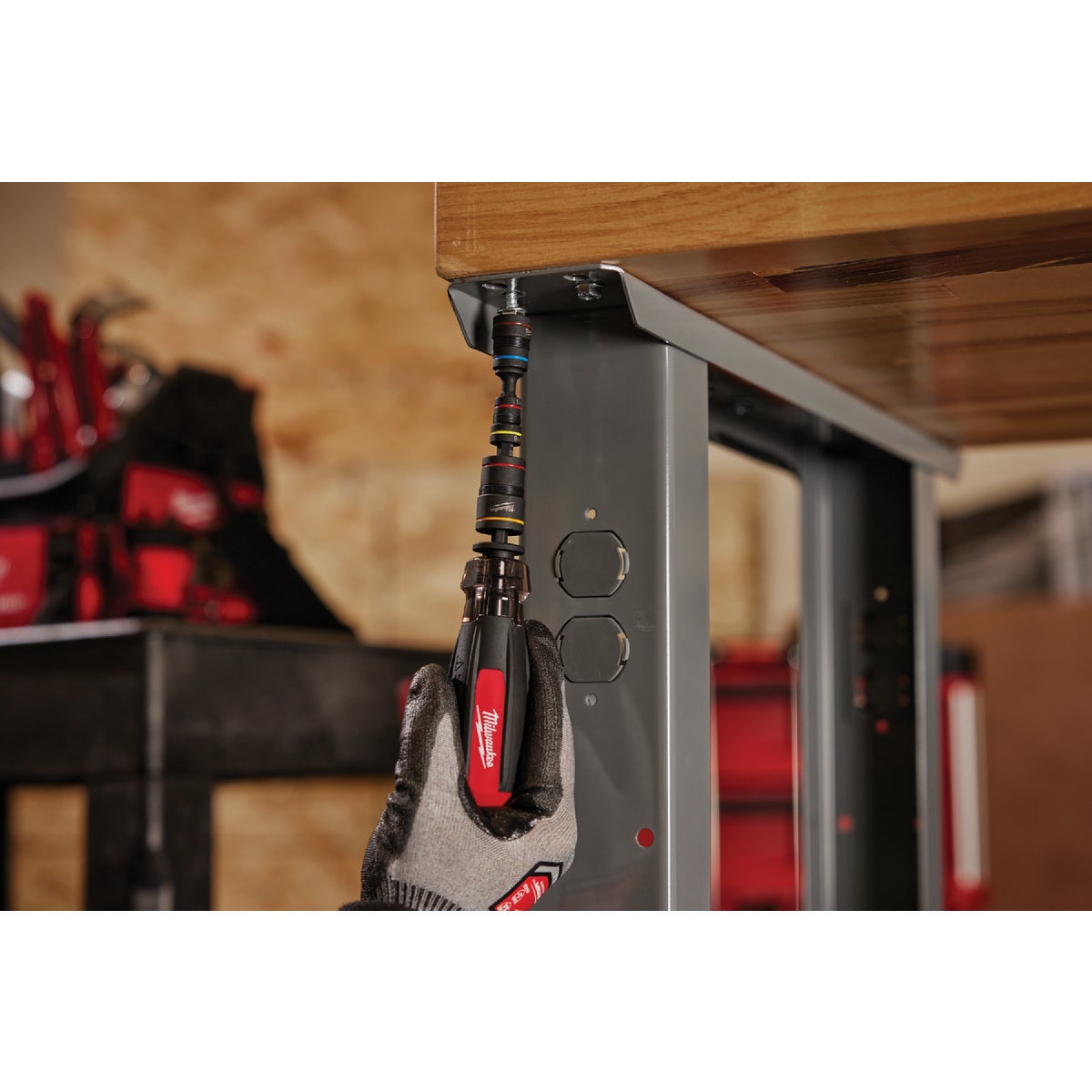 Milwaukee Multi-Nut Driver with SHOCKWAVE Impact Duty Magnetic Nut Drivers Image 4