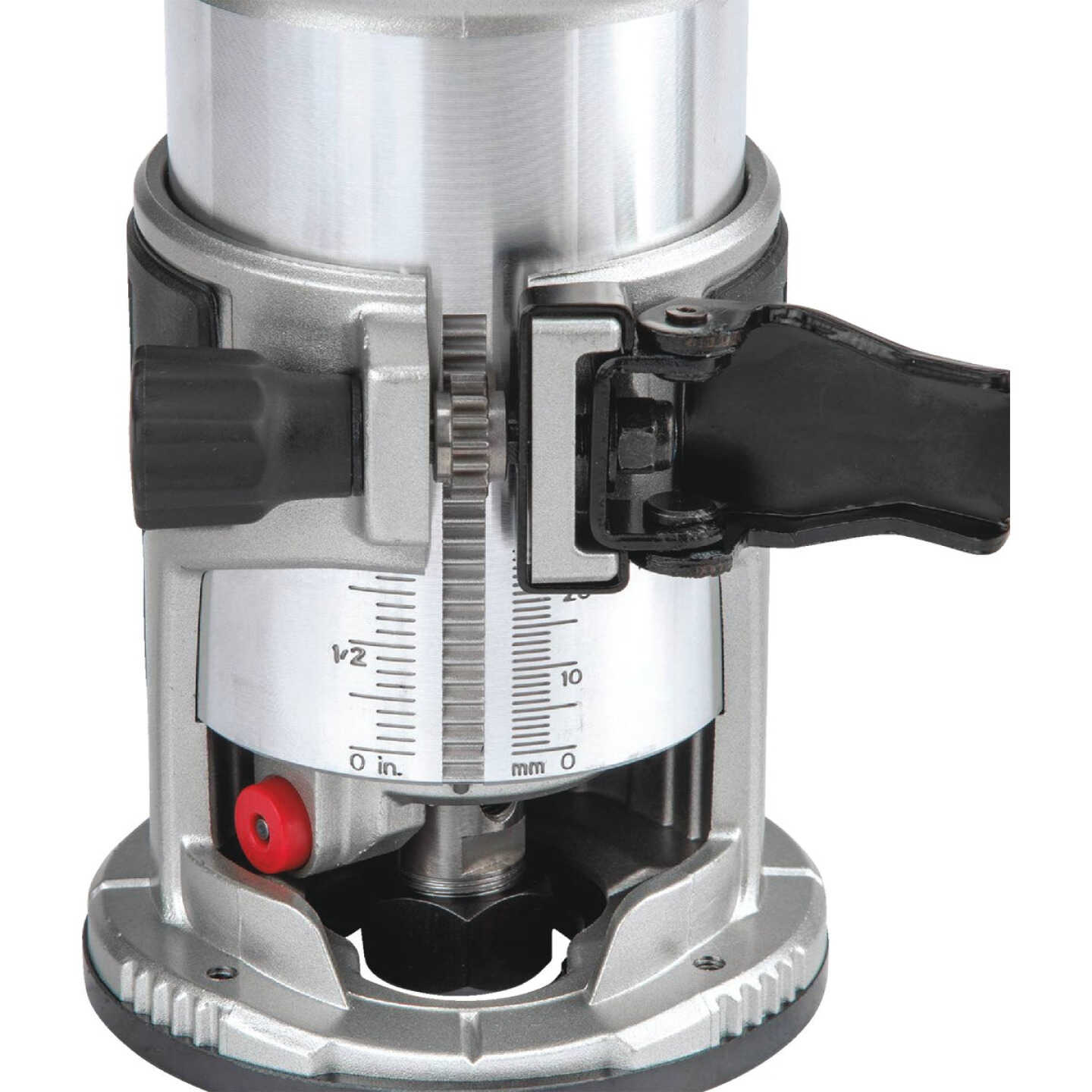 Makita 6.5-Amp 1.25 HP Variable Speed Compact Router Image 9