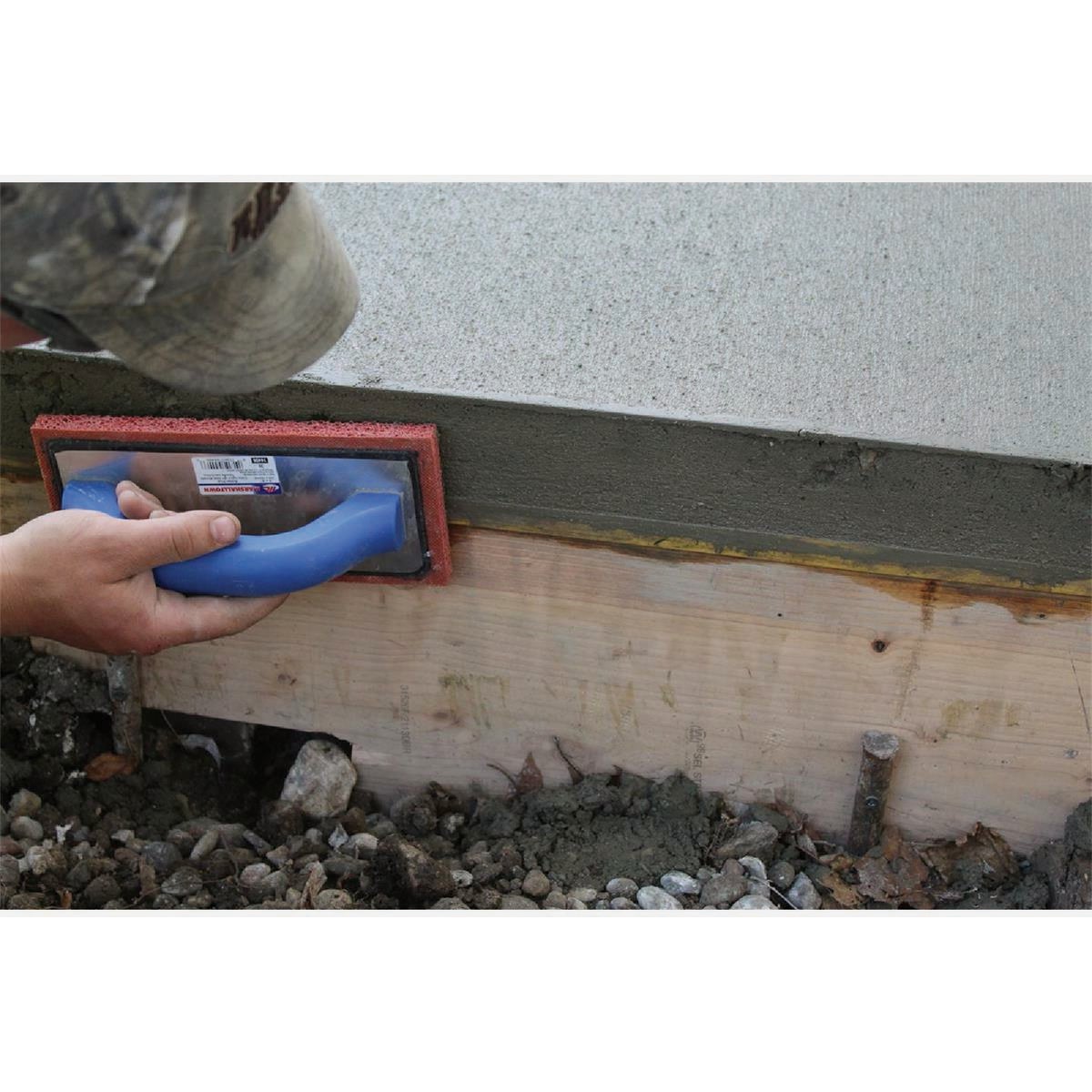 Marshalltown Coarse 4 In. x 9 In. x 5/8 In. Rubber Float Image 2