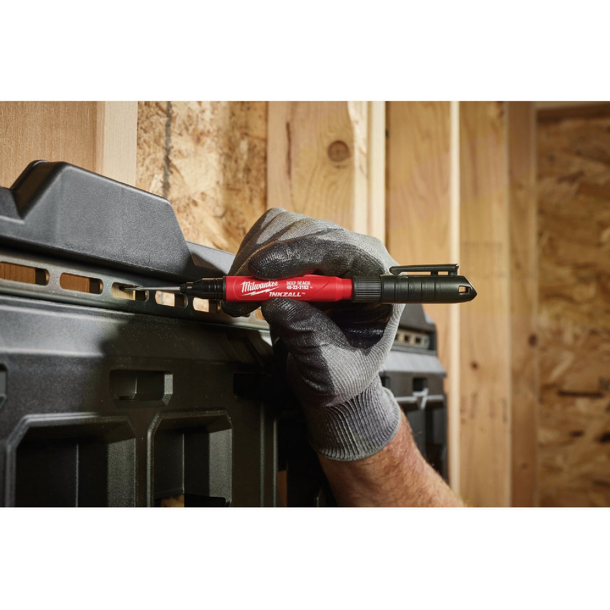 Milwaukee INKZALL 2-in-1 Deep Reach Ultra Fine Point Black Jobsite Marker Image 3