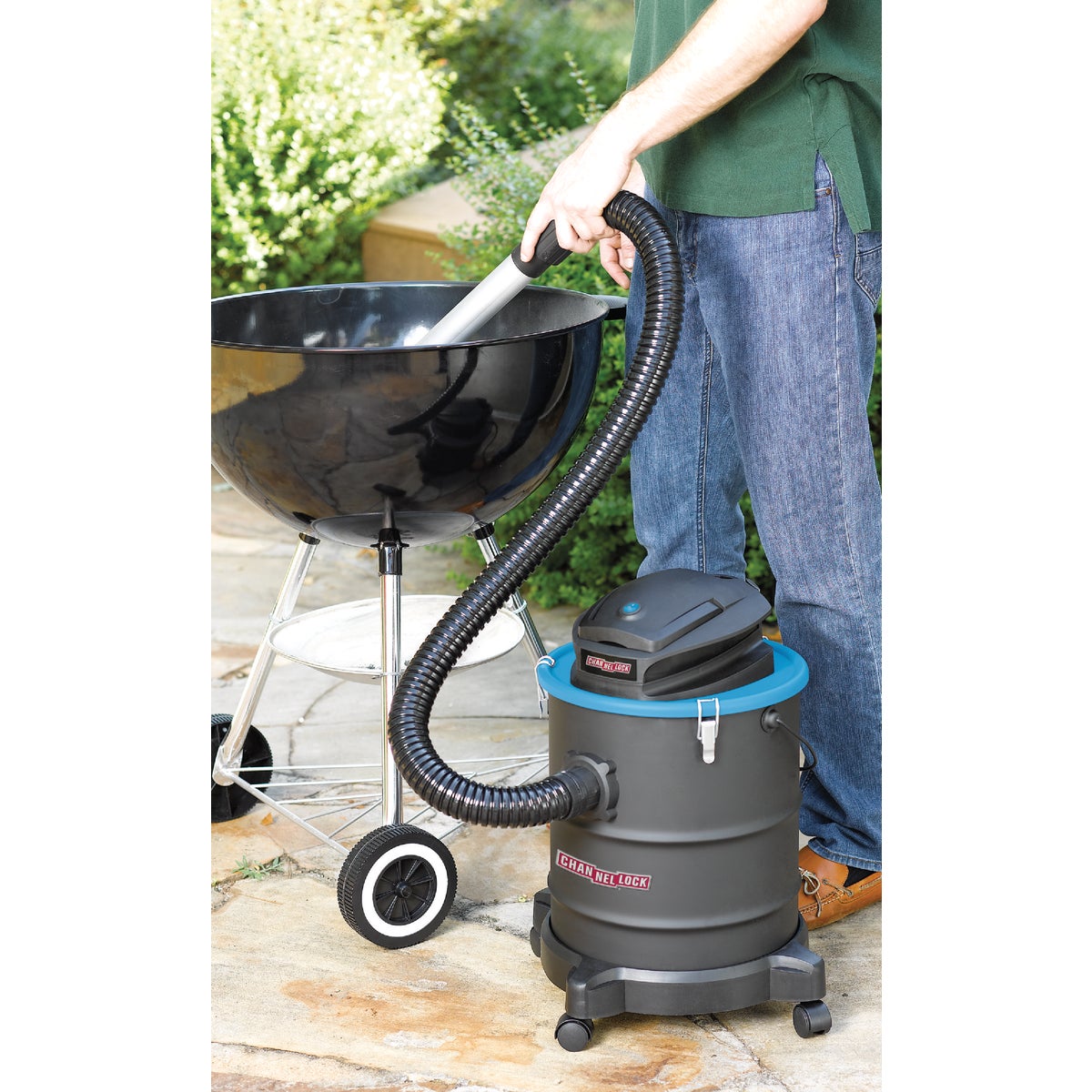 Channellock 6 Gal. Ash Vacuum Image 2