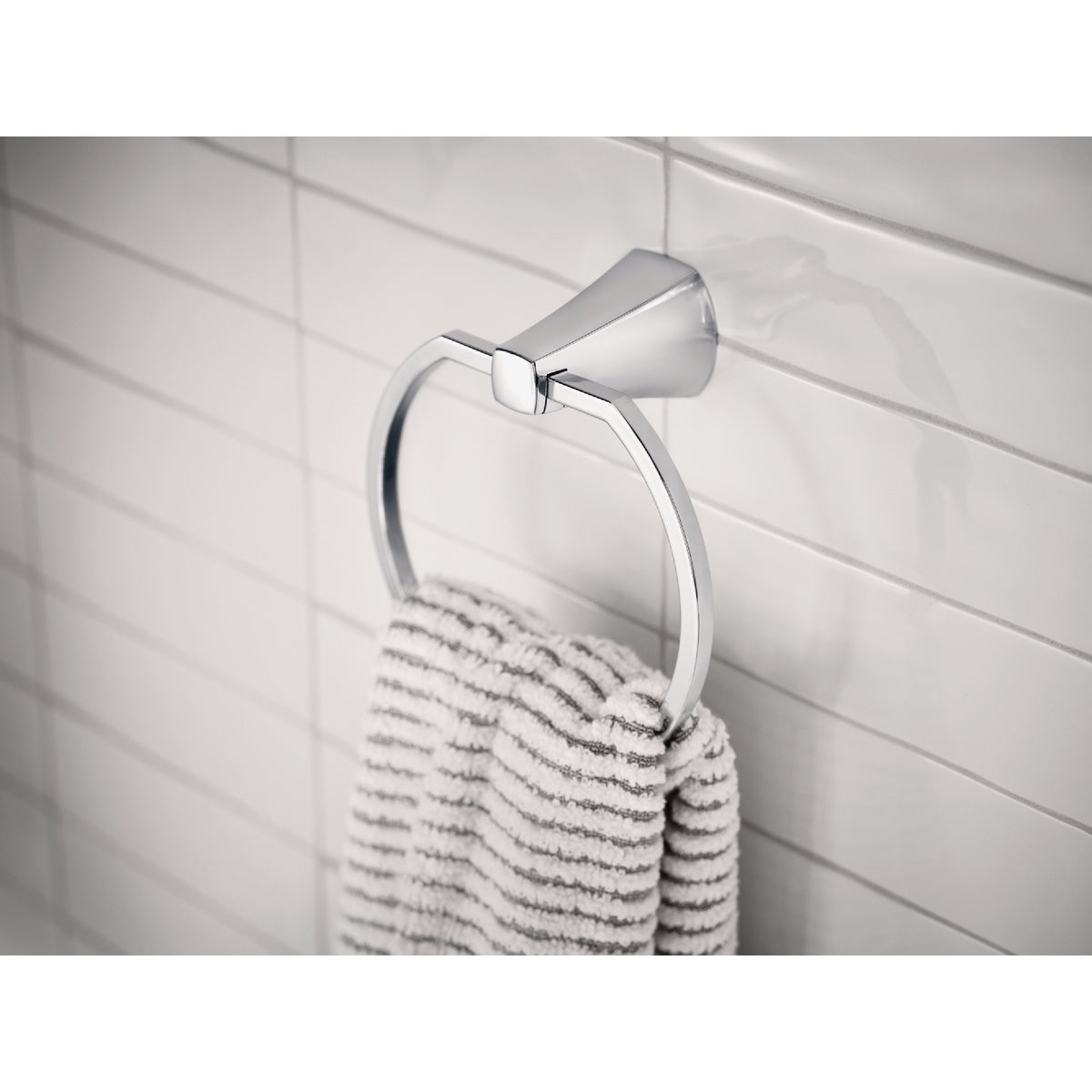 Moen Lindor Towel Ring, Chrome Image 2