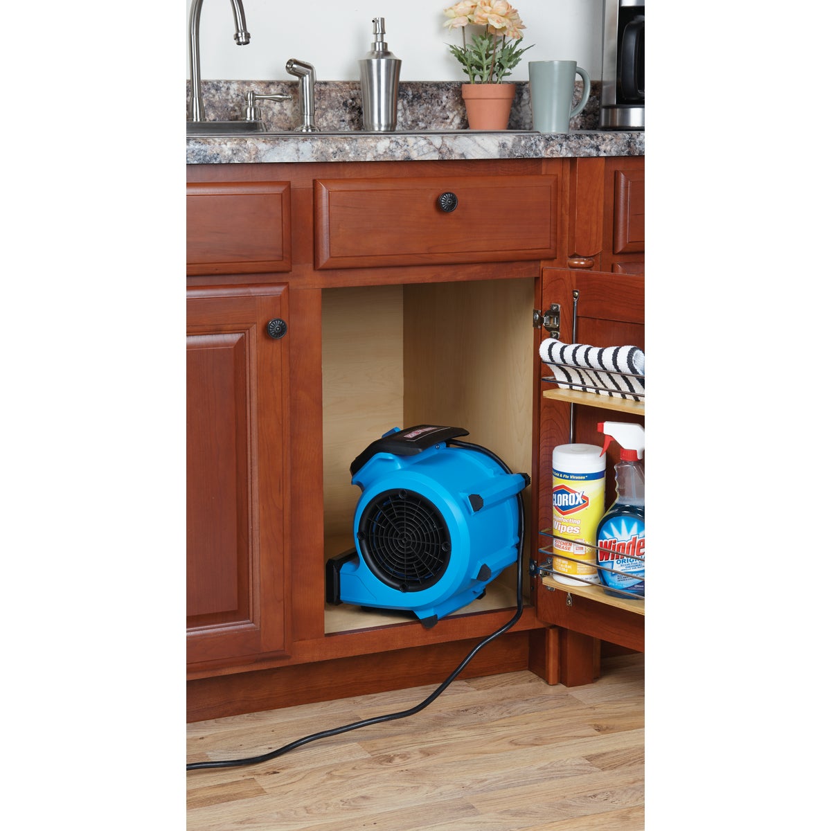 Channellock 3-Speed 3-Position 550 CFM Air Mover Blower Fan Image 2