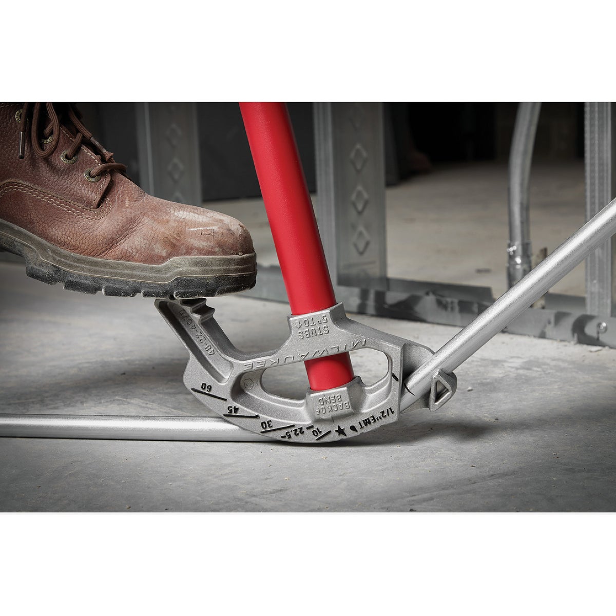 Milwaukee 1/2 In. EMT Aluminum Conduit Bender Image 3
