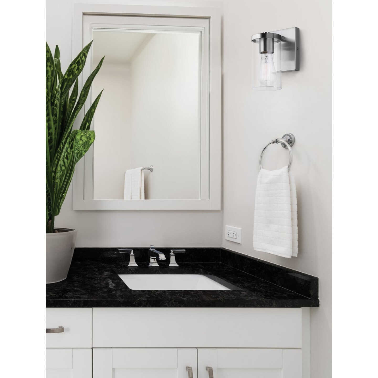 Canarm Britton 1-Light Brushed Nickel Vanity Bath Light Fixture, Clear Glass Image 2