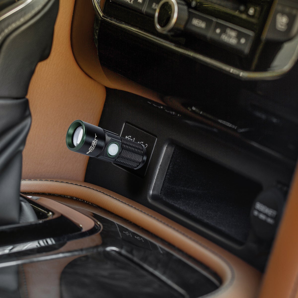 Police Security Elite 550 Lm. USB Rechargeable Car Flashlight Image 3