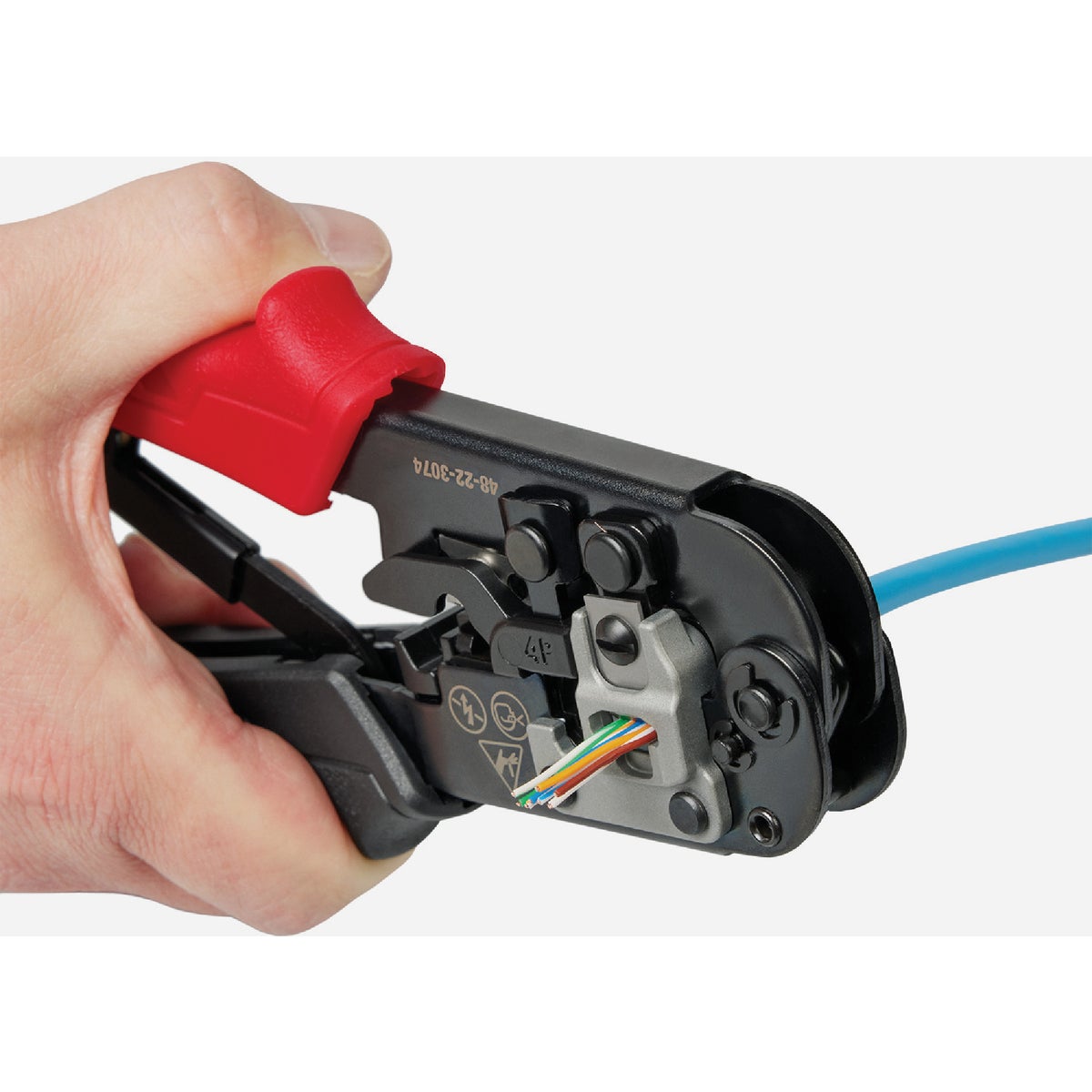Milwaukee Ratcheting Pass-Through Crimper & Stripper Image 4