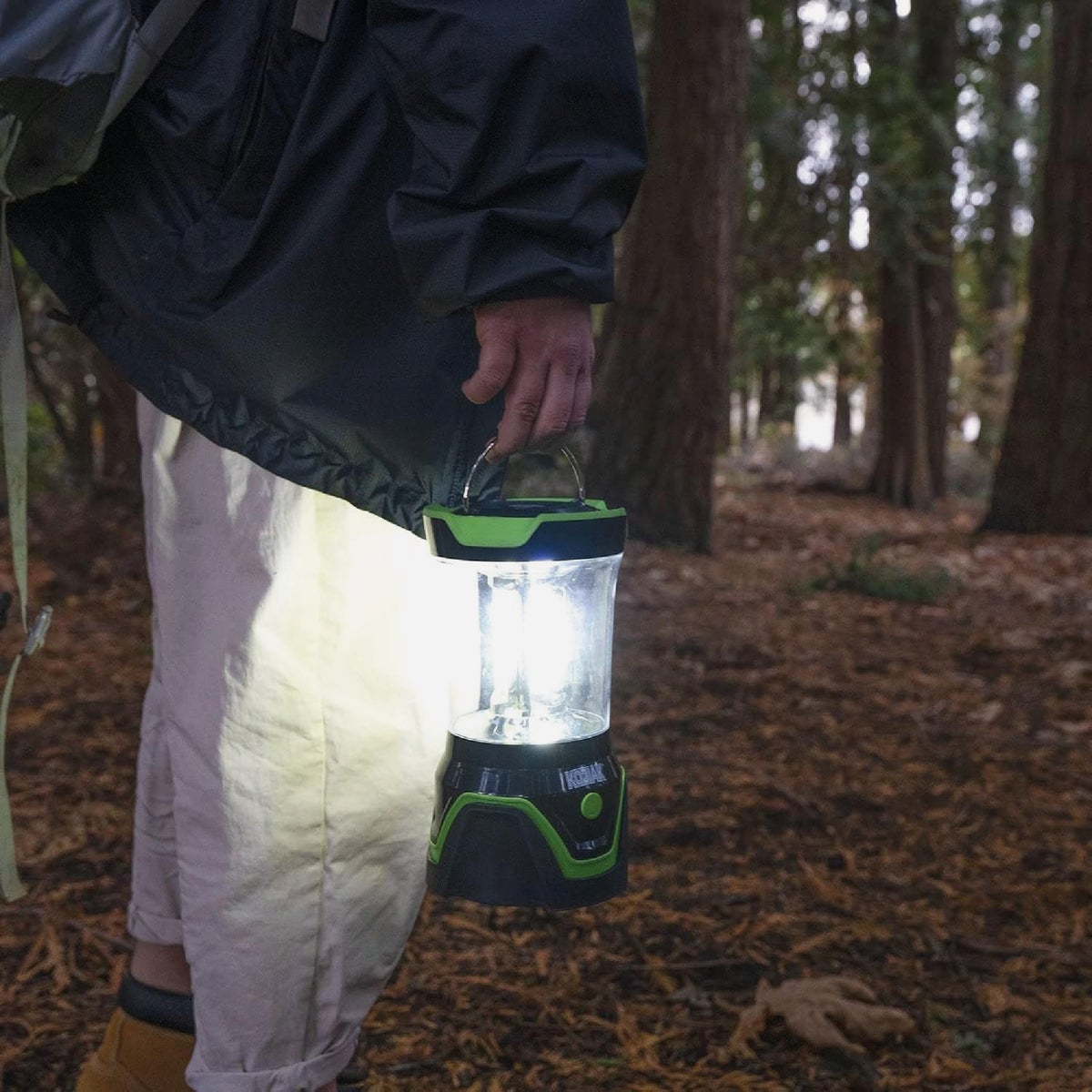 Kodiak Krysis 1500 Lm. LED Lantern Image 2