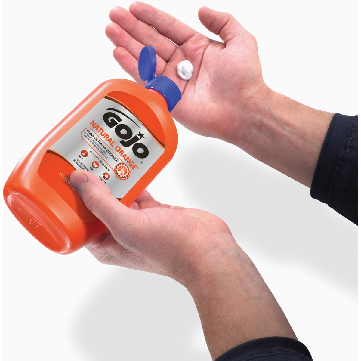 GOJO Natural Orange 14 Oz. Lotion Hand Cleaner with Pumice Squeeze Bottle Image 2