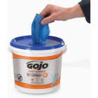 GOJO FAST TOWELS, Fresh Citrus Scent, 225 Count Large Multi-Purpose Single Textured Wet Towel Bucket Image 3