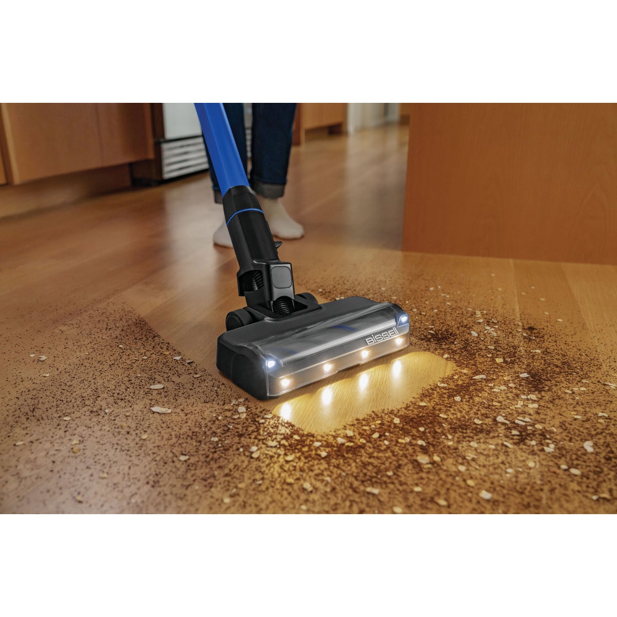 Bissell PowerClean FurFinder Cordless Stick Vacuum Cleaner Image 6