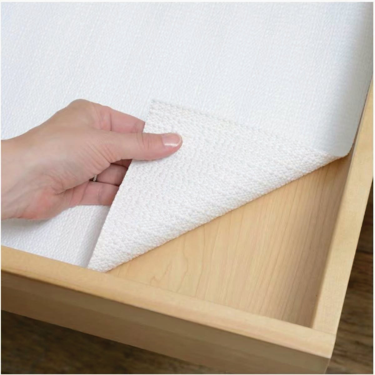 Con-Tact 18 In. x 8 Ft. White Grip Non-Adhesive Shelf Liner Image 2