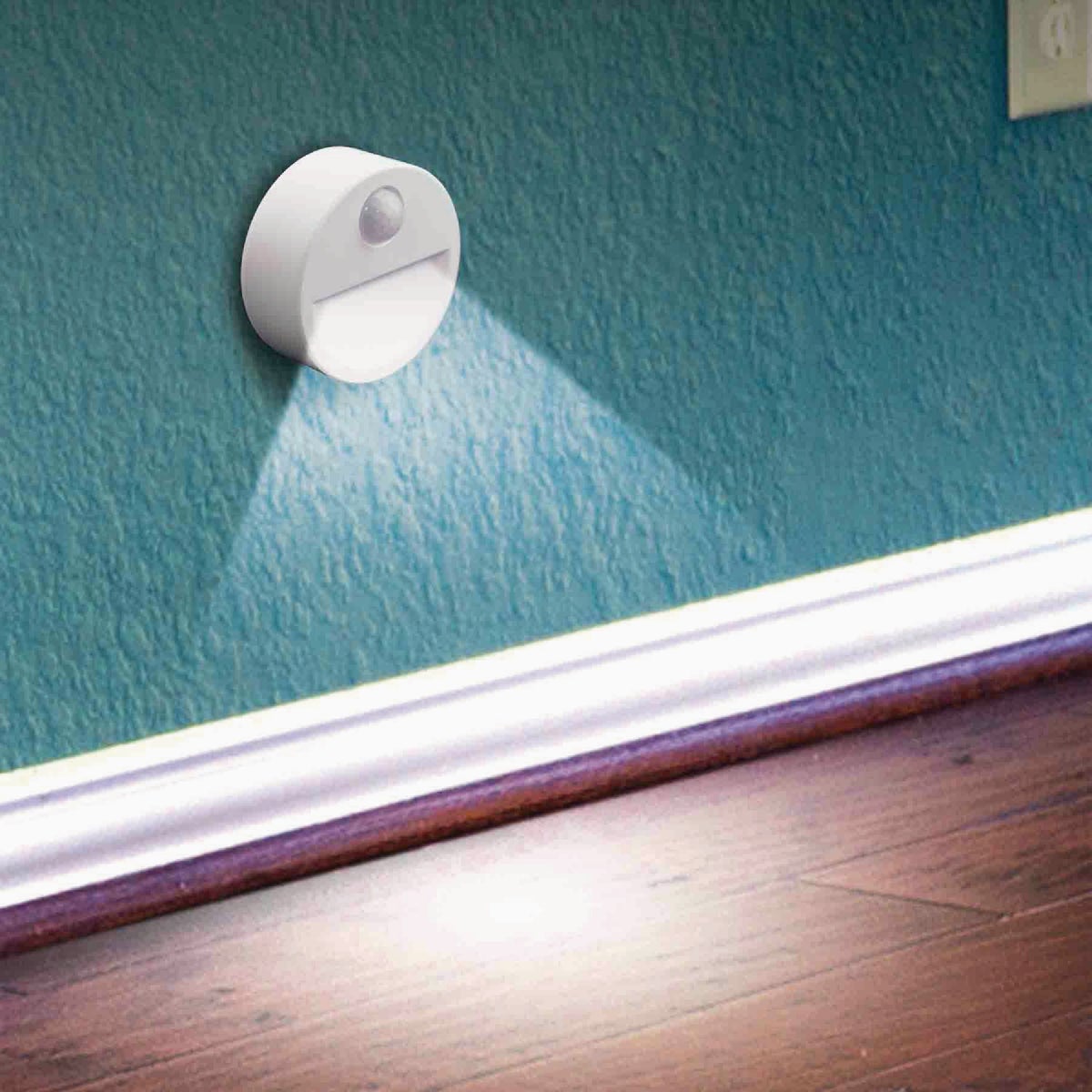 Blazing LEDz White LED Motion Sensor Battery Operated Light Image 3