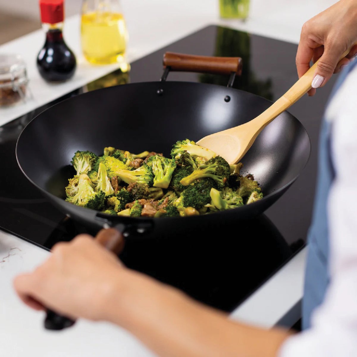 Joyce Chen Classic Series 14 In. Carbon Steel Ceramic Coated Nonstick Wok Image 3