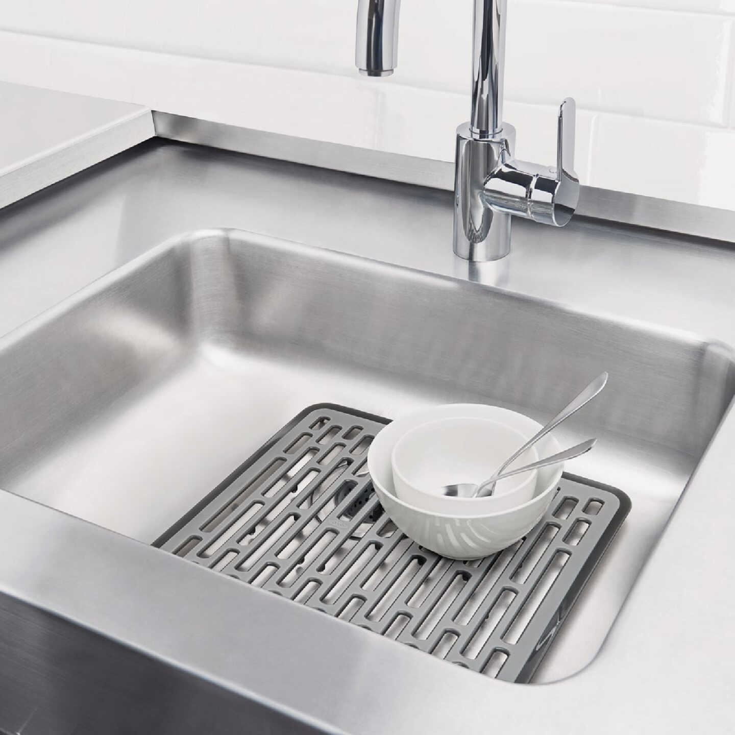 OXO Good Grips 11.5 In. x 12.25 In. Gray Sink Mat Image 2