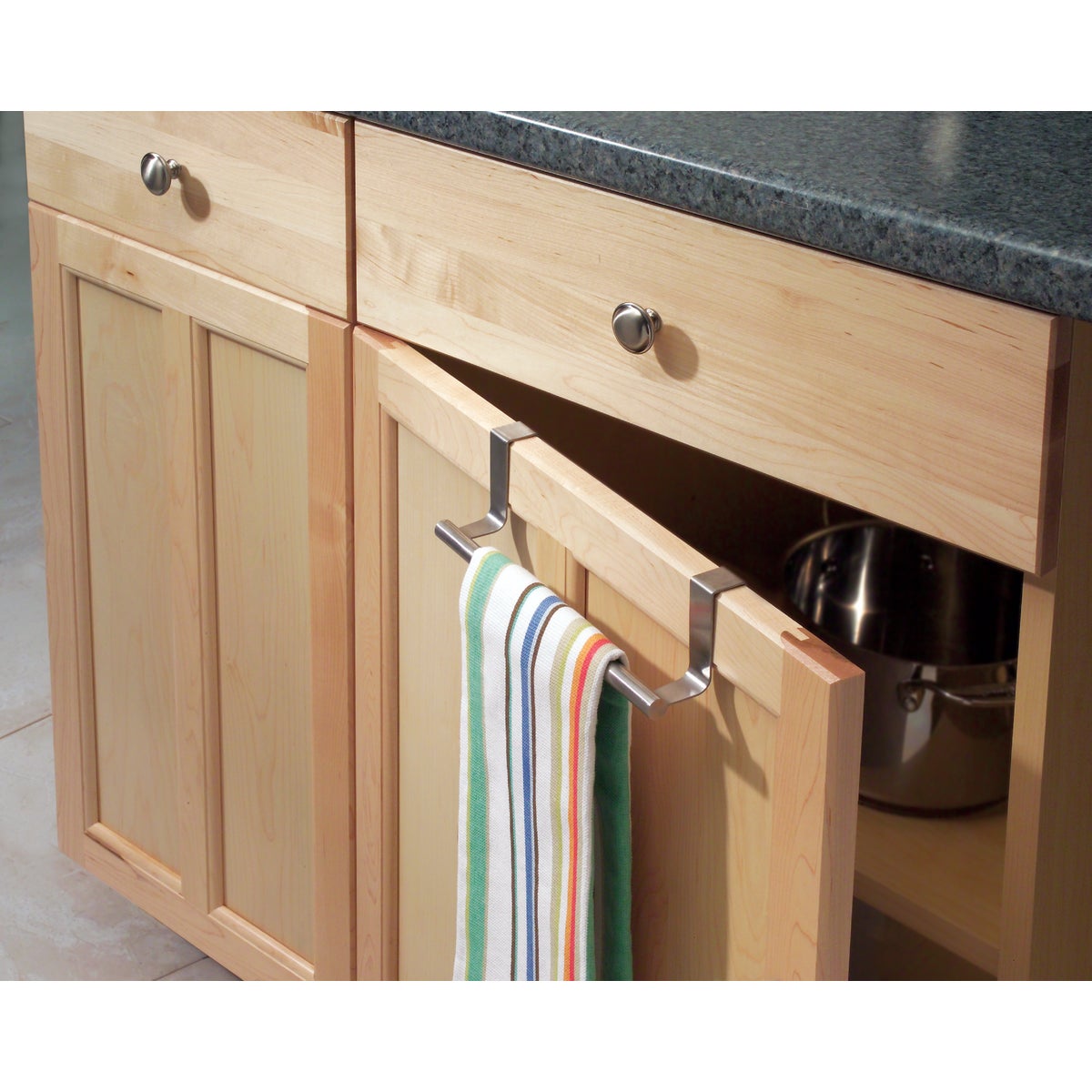 iDesign Zia 9-1/4 in. Brushed Stainless Steel Over The Cabinet Towel Bar Image 2
