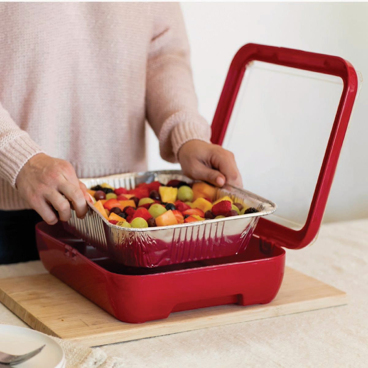 Fancy Panz Classic Red Baking Carrier with Foil Pan and Serving Spoon Image 2