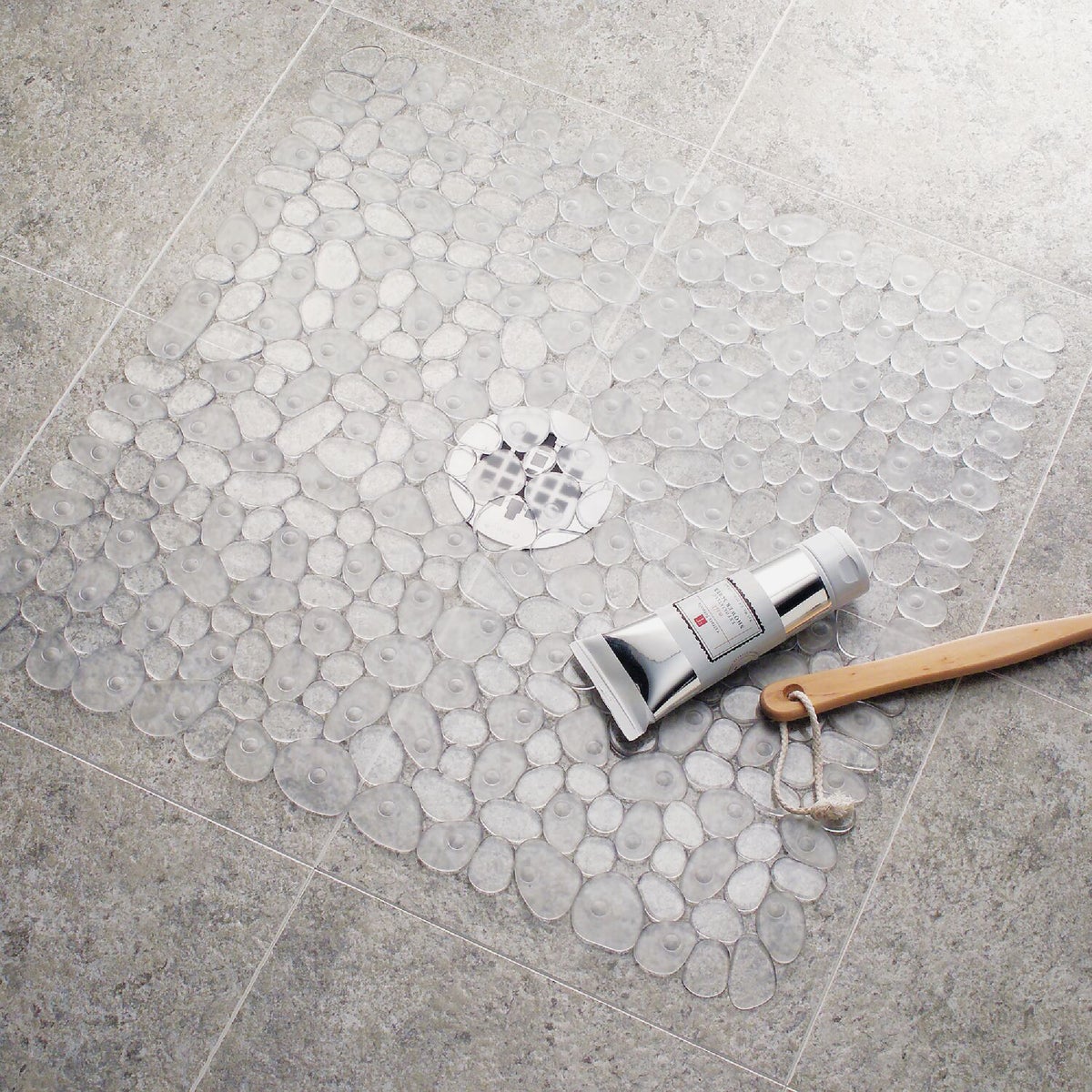 iDesign Pebblz 22 In. Square Bath Mat Image 1