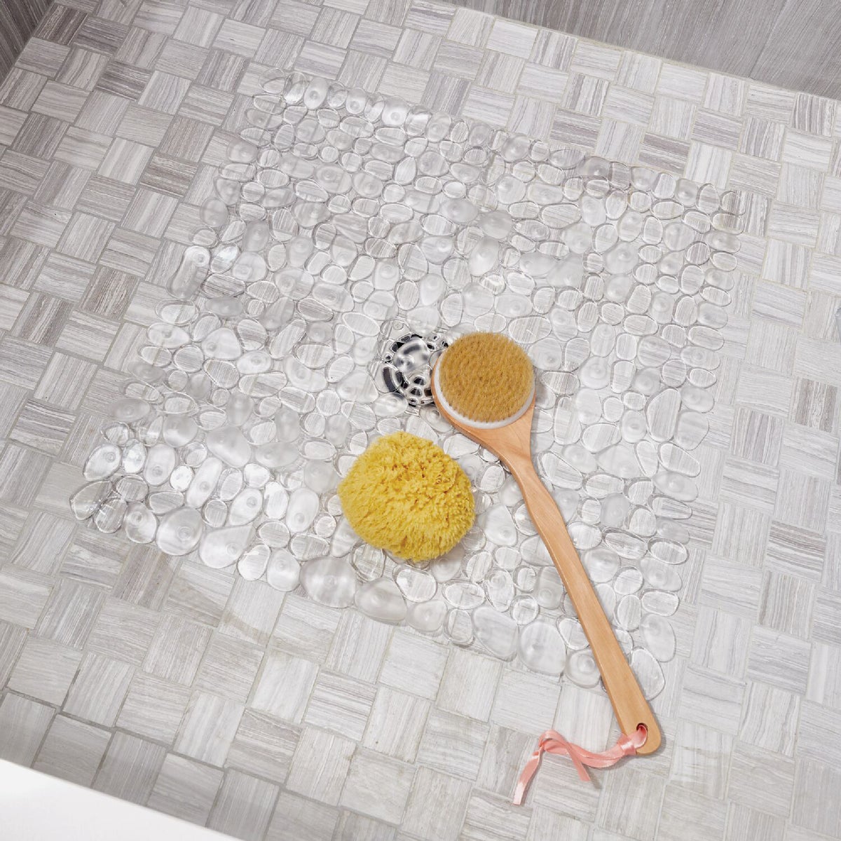 iDesign Pebblz 22 In. Square Bath Mat Image 3