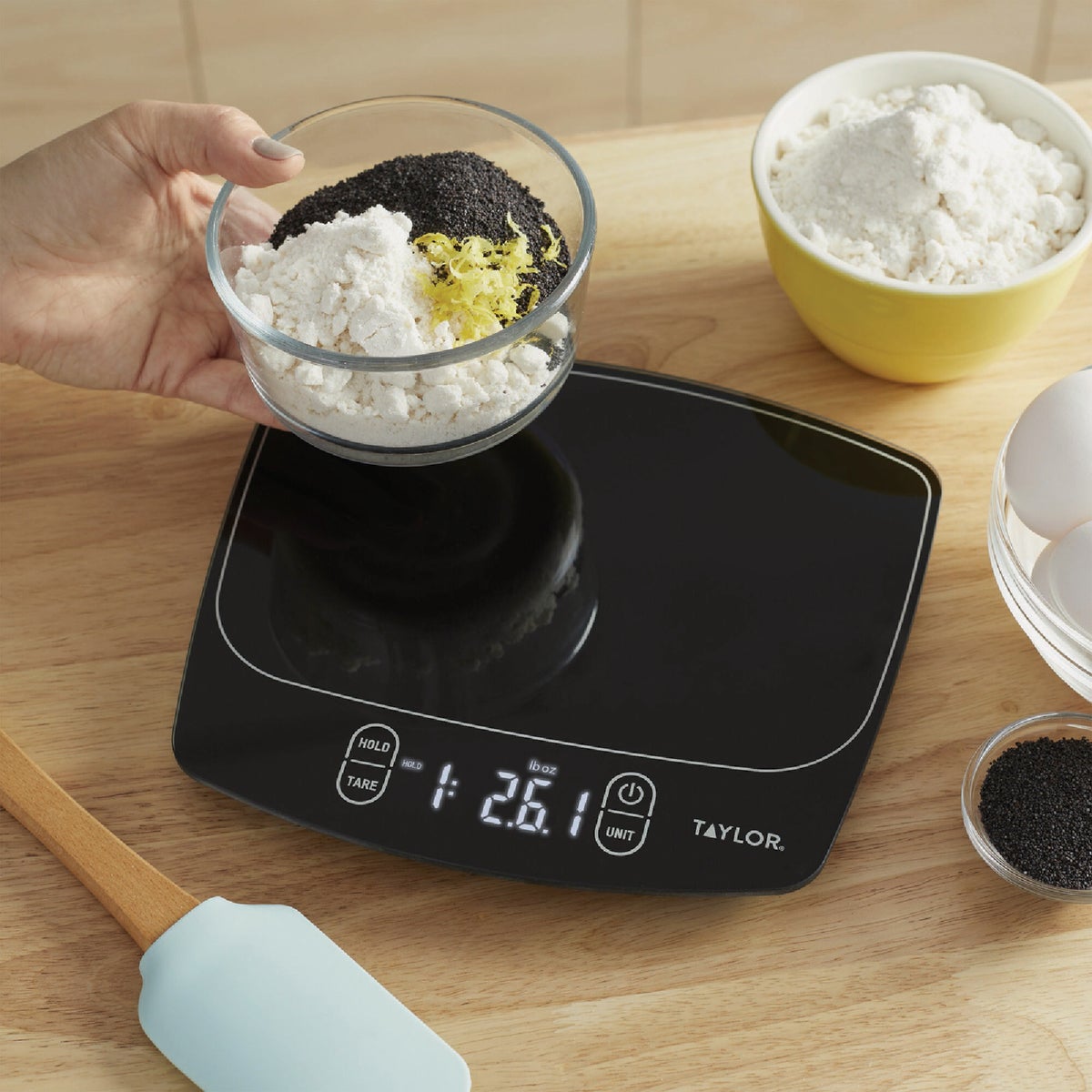 Taylor 11 Lb. Capacity Waterproof Digital Kitchen Scale Image 4