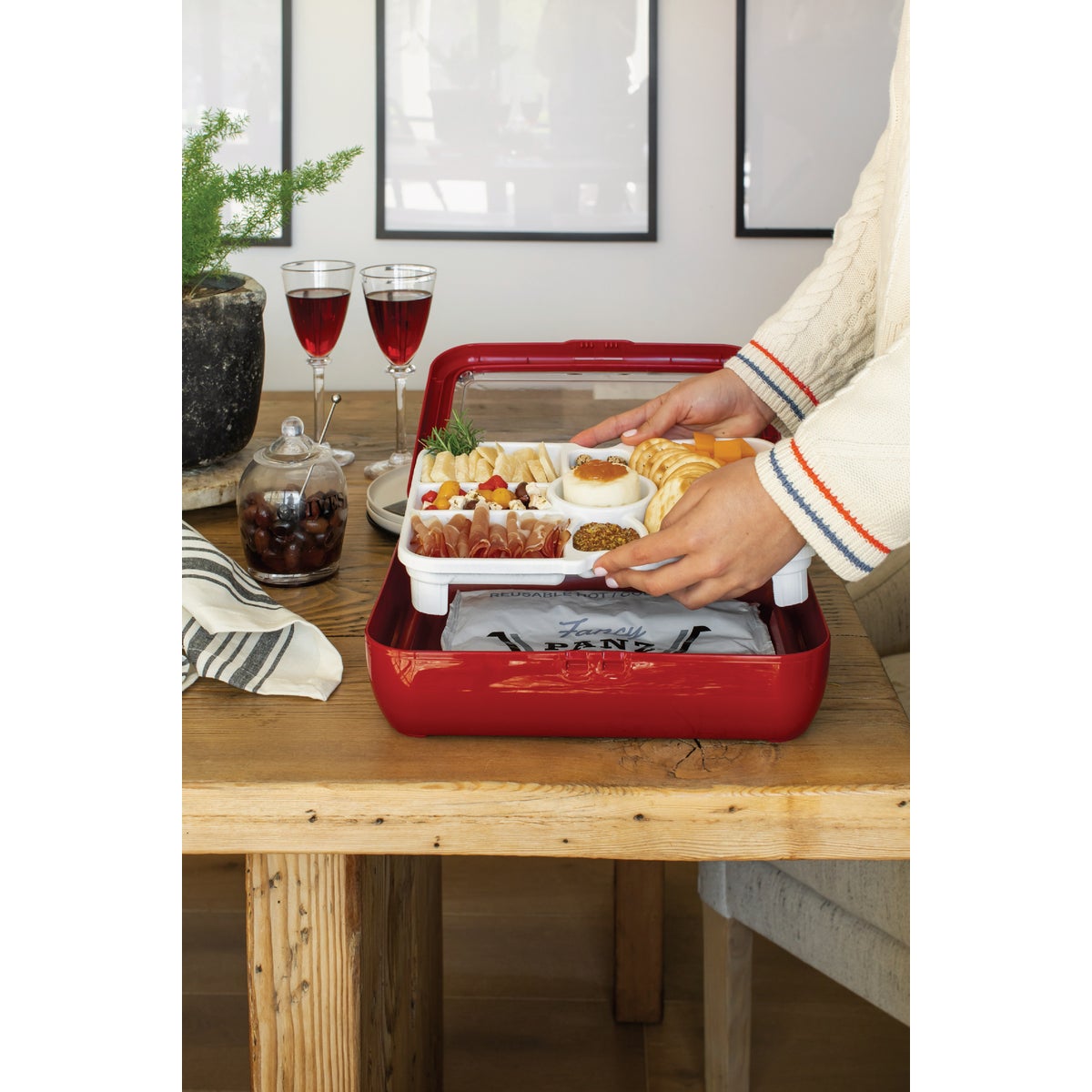 Fancy Panz White Charcuterie & Veggie Trayz Insert Image 4
